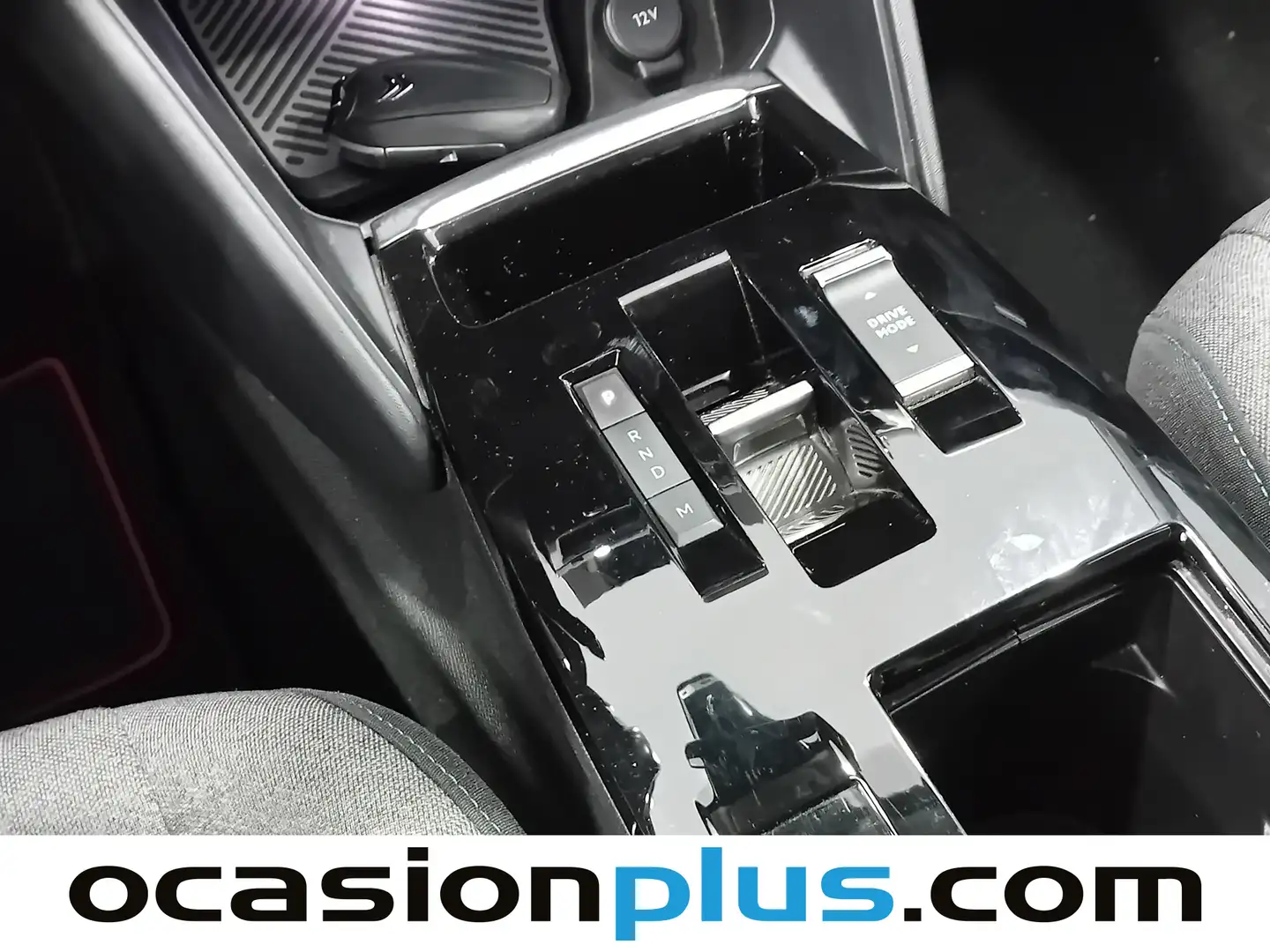 Foto Citroën C4 Citroen C4 PureTech 130 S&S Shine EAT8 (130 CV)