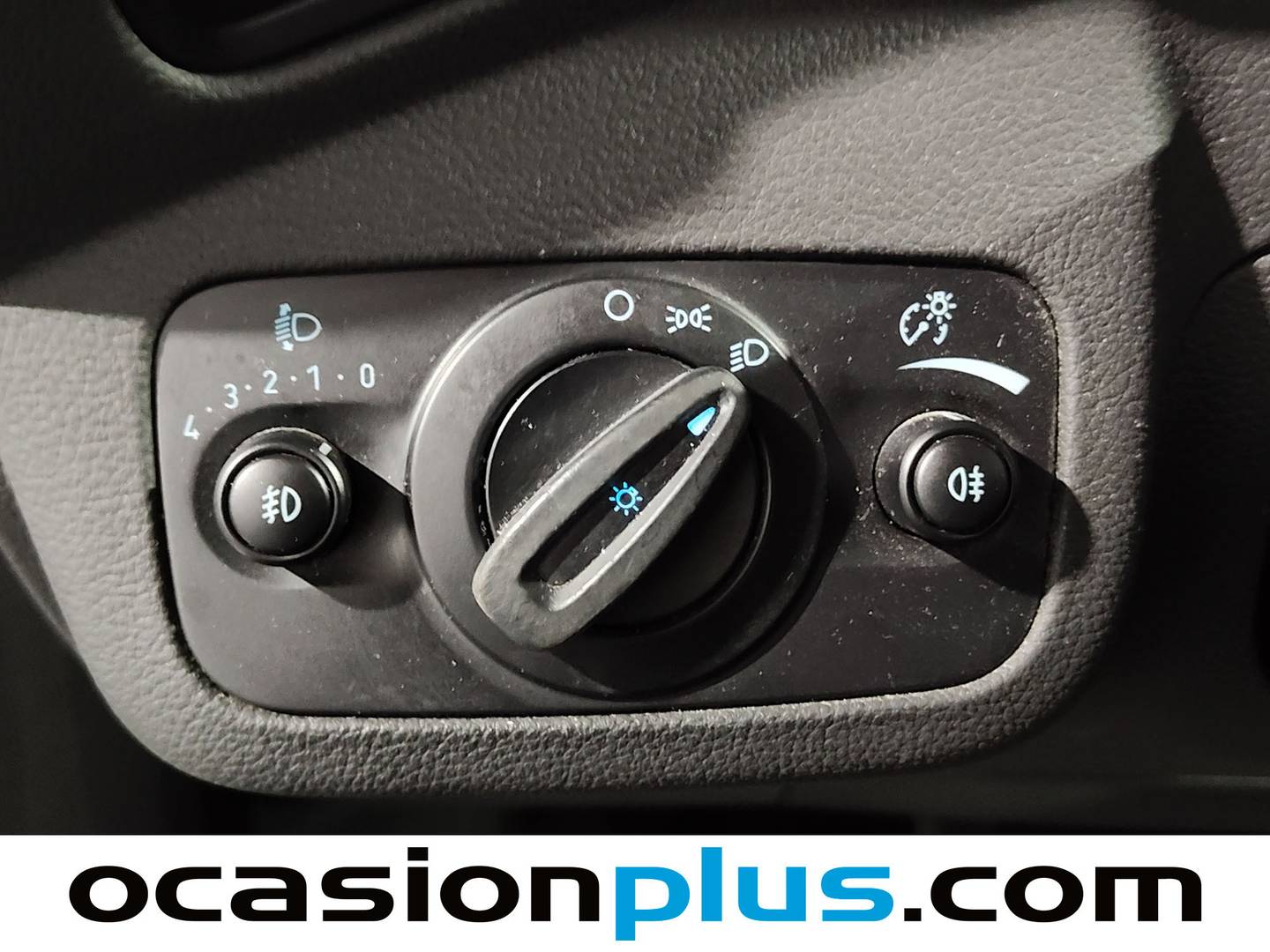 Foto Ford C-Max Ford C-Max 1.5 TDCI Trend+ (120 CV)