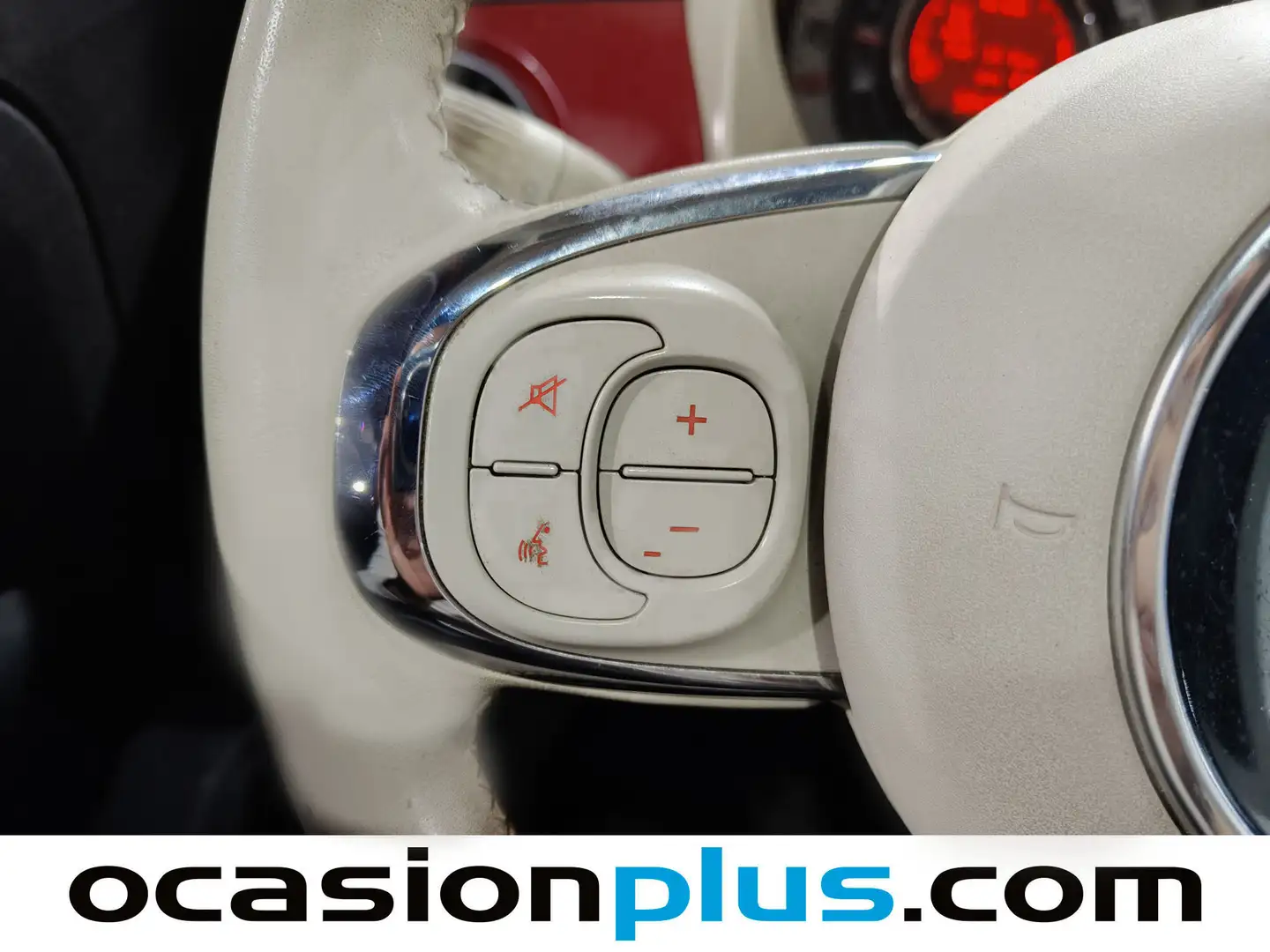 Foto Fiat 500 Fiat 500 1.2 8v Lounge (69 CV)