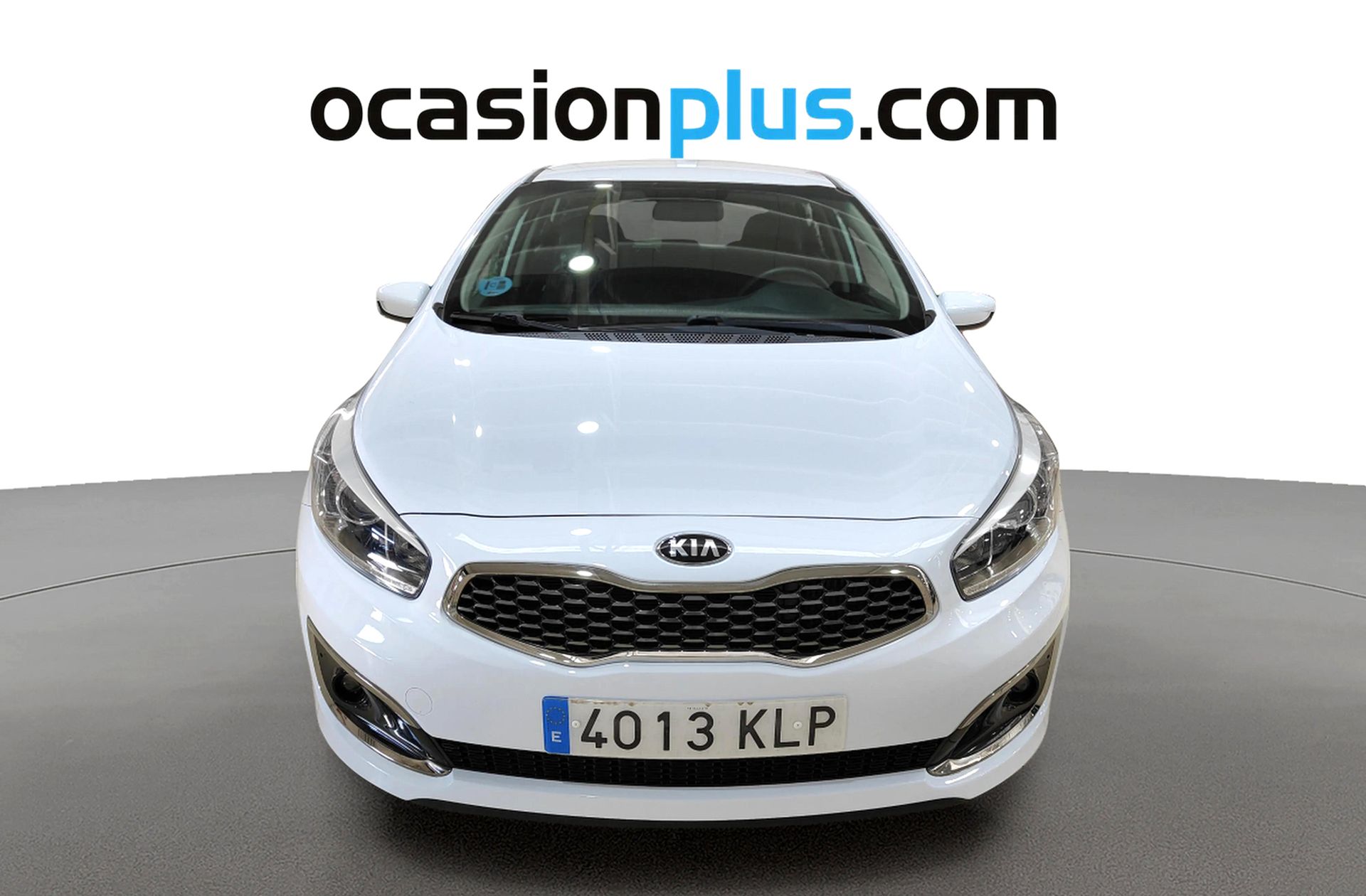 Kia Ceed 1.4 CRDi WGT Drive - foto 11