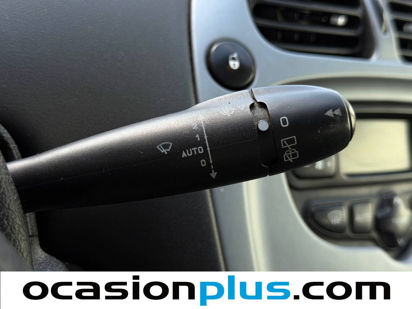 Equipamiento del Citroën Xsara Picasso Citroen Xsara Picasso 1.6 HDi SX Top (92 CV)