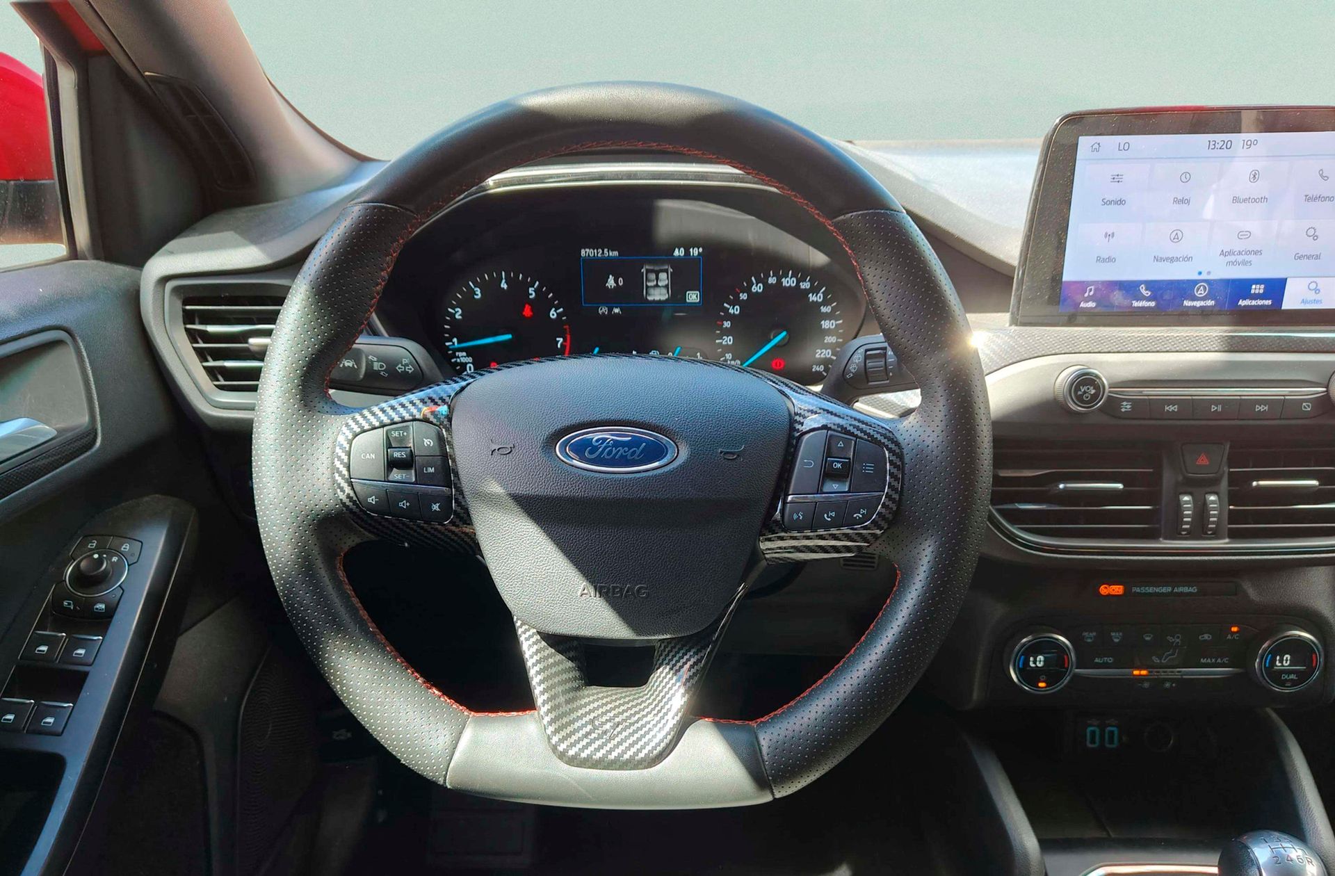 Ford Focus 1.0 EcoBoost MHEV ST-Line - foto 22