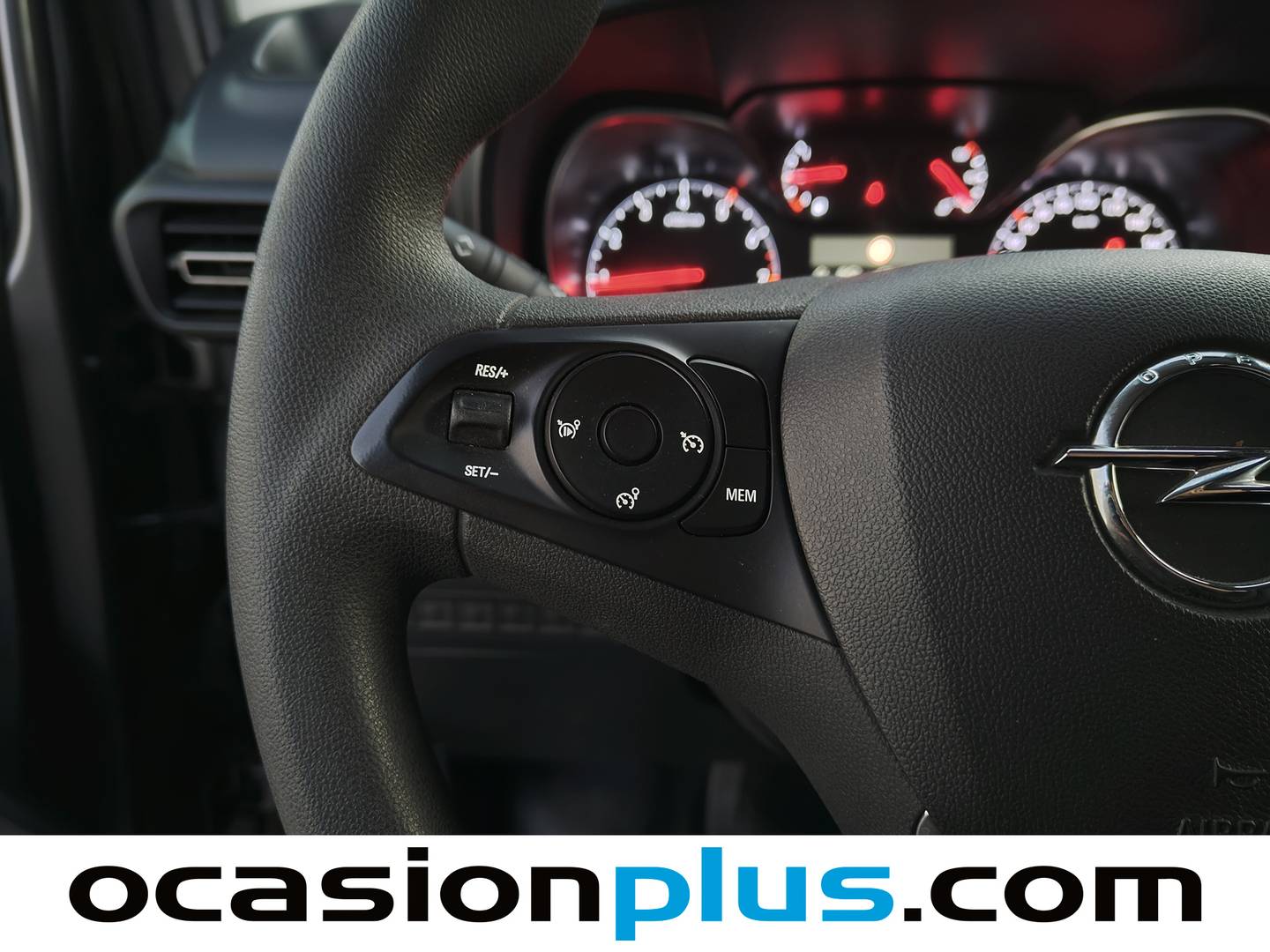 Foto Opel Combo Life Opel Combo Life 1.5 TD S&S Edition Plus L (102 CV)