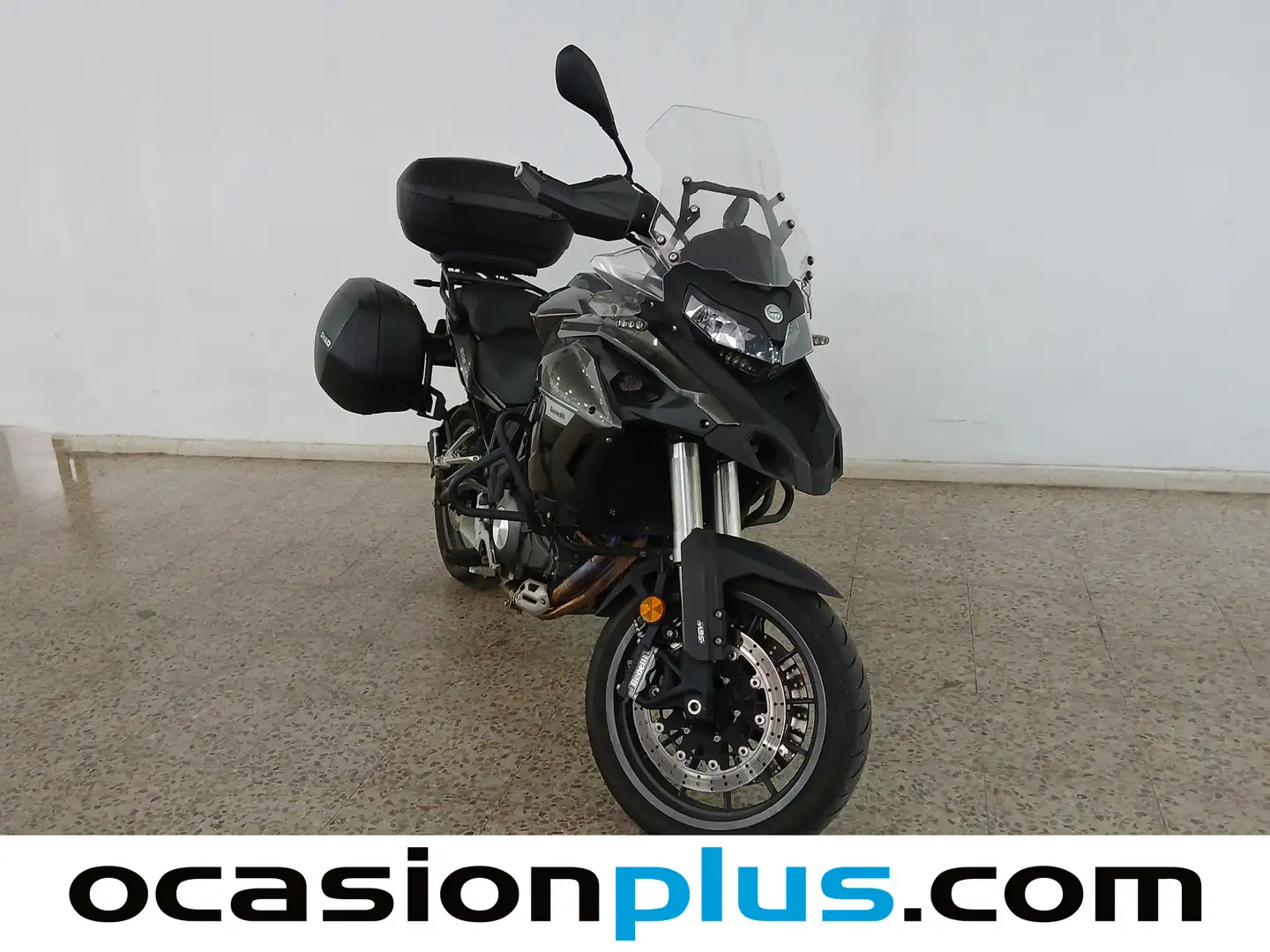 Foto Benelli TRK 502 Benelli TRK 502 (47CV)