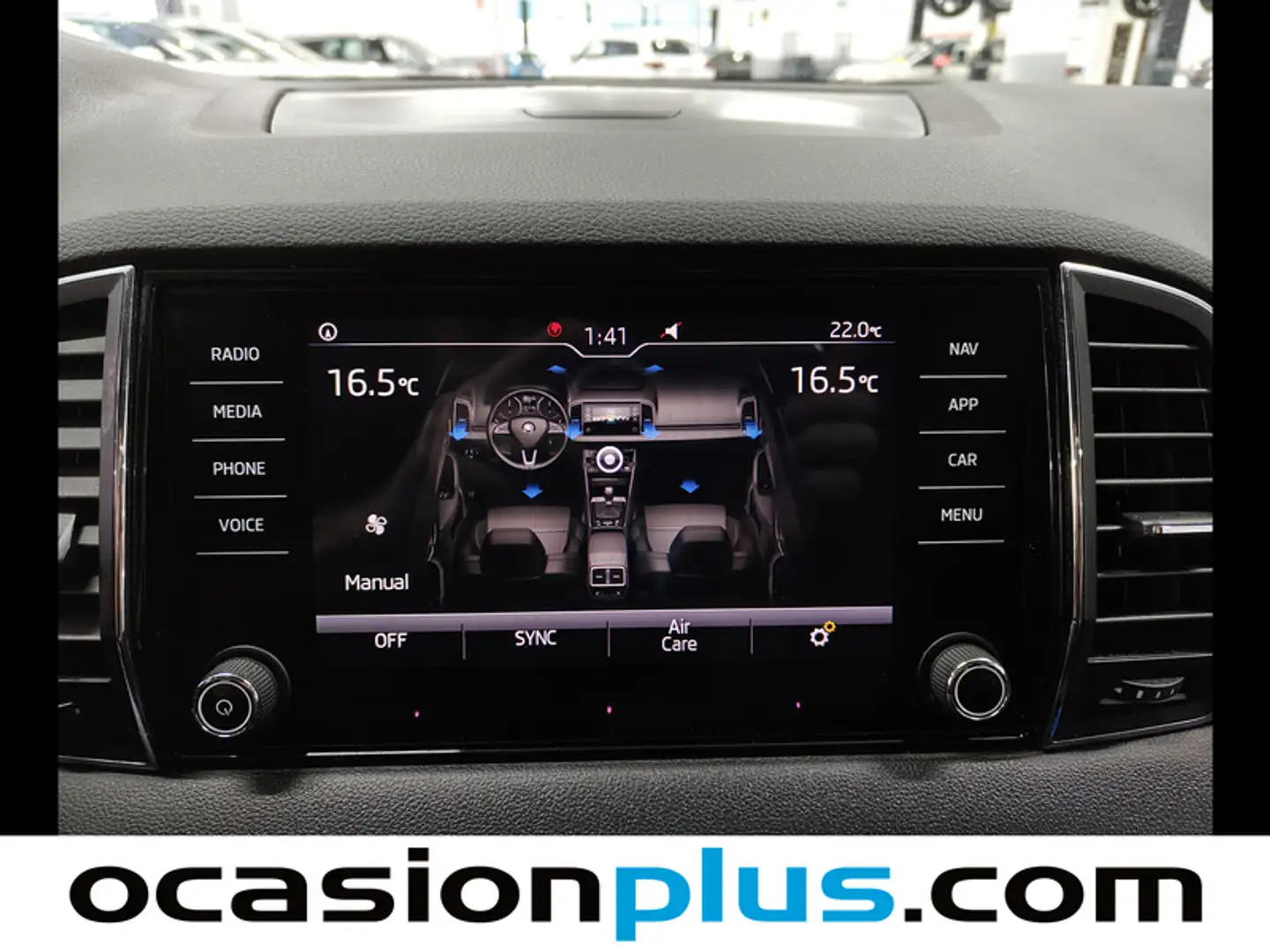 Foto Skoda Karoq Skoda Karoq 1.5 TSI ACT Ambition DSG (150 CV)