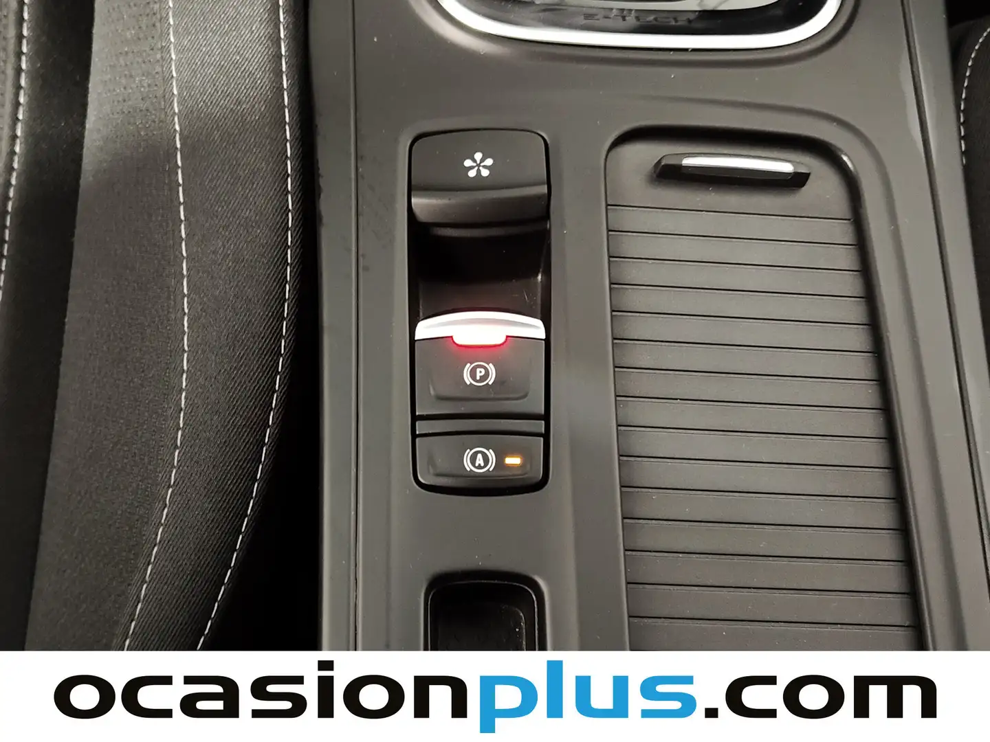 Foto Renault Mégane Renault Megane Sport Tourer E-TECH Intens (160 CV)