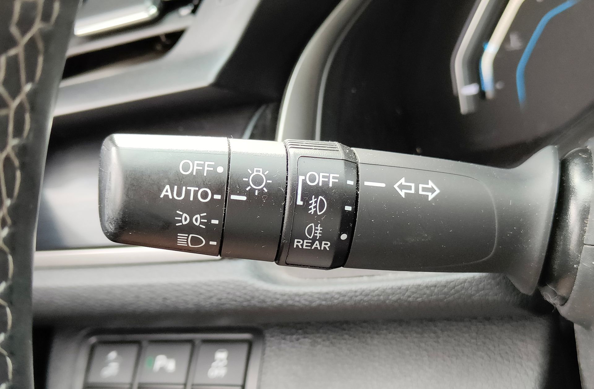 Honda Civic 1.0 I-VTEC Turbo Elegance Navi - foto 28