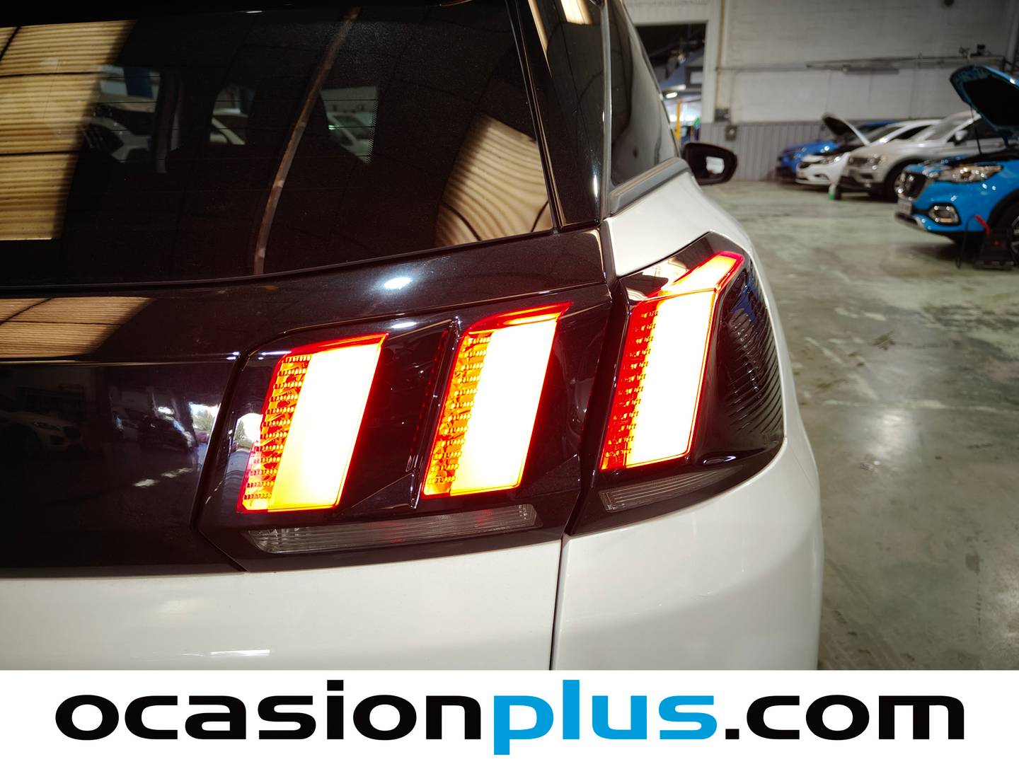 Acabados Peugeot 3008 Peugeot 3008 PureTech 130 S&S Allure 96 kW (130 CV)