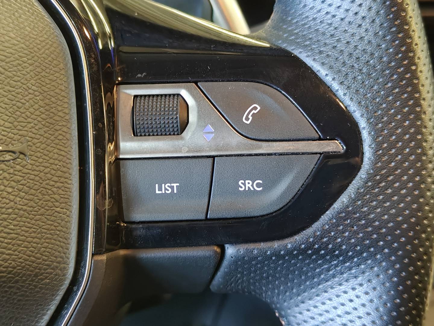 Foto Peugeot Rifter Peugeot Rifter BlueHDi 130 GT Business Standard (130 CV)