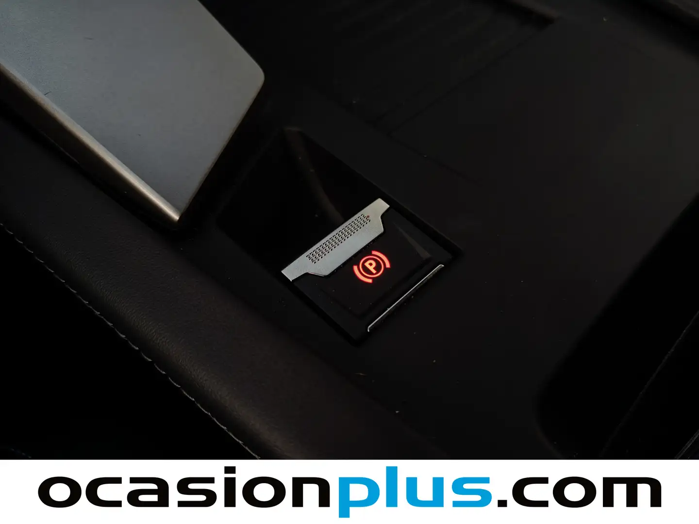 Foto Peugeot 408 Peugeot 408 Allure PHEV 180 e-EAT8 (181 CV)