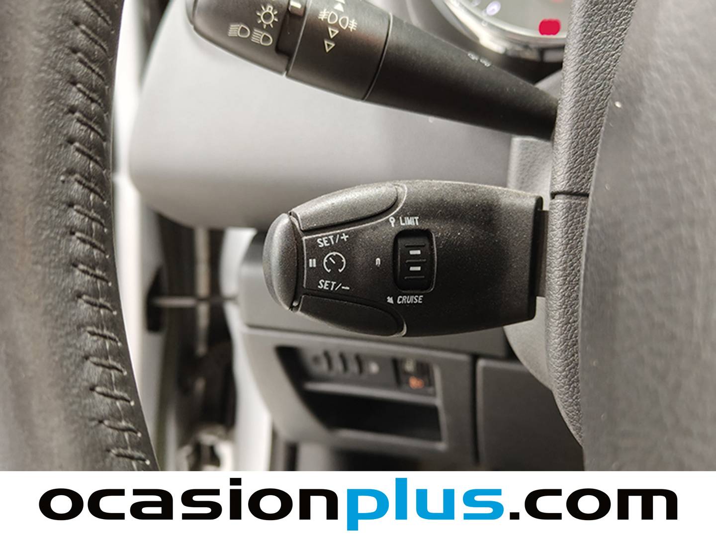 Extras del Peugeot 5008 Peugeot 5008 Active VTi  (120 CV) 7 Plazas