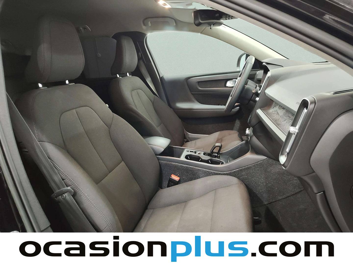 Volvo XC40 Volvo XC40 B3 G Momentum Core Auto (163 CV) km 0