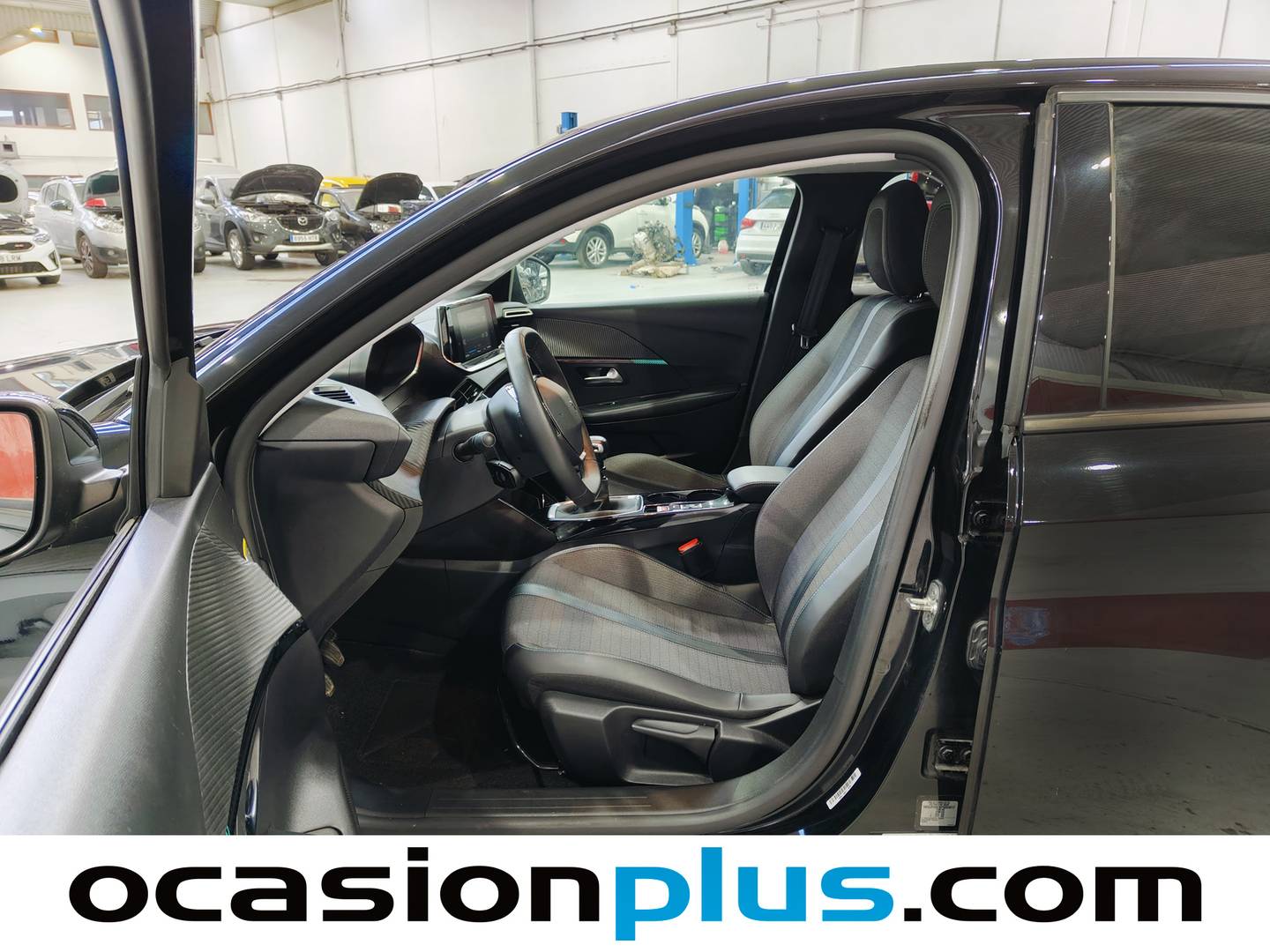 Foto Peugeot 208 Peugeot 208 PureTech 100 Allure (100 CV)