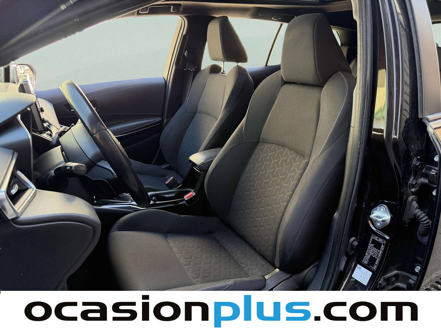 Foto asientos delanteros Toyota Corolla Toyota Corolla 180H Feel! E-CVT (180 CV)
