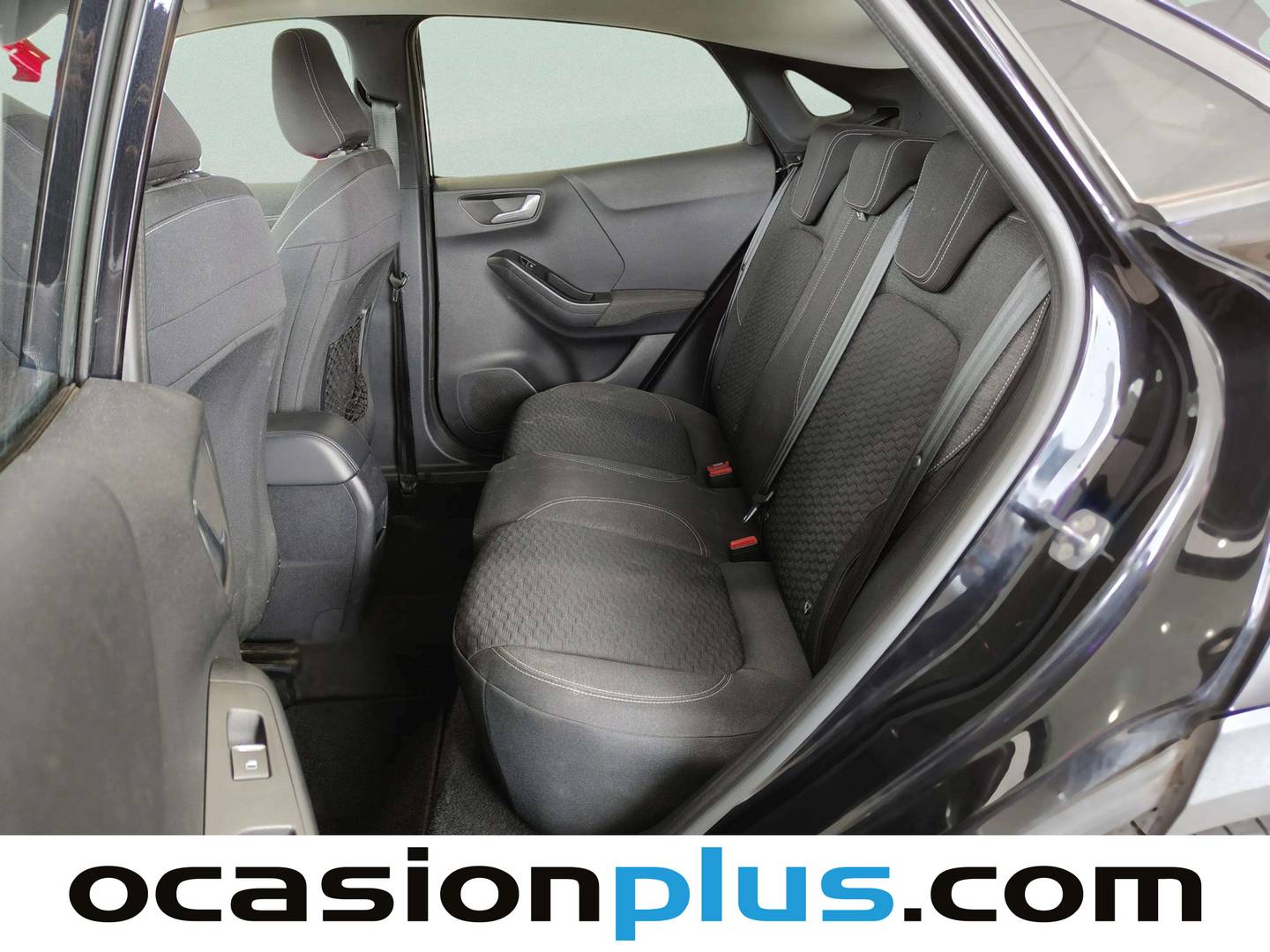 Foto asientos traseros Ford Puma Ford Puma 1.0 EcoBoost MHEV Titanium Design (125 CV)