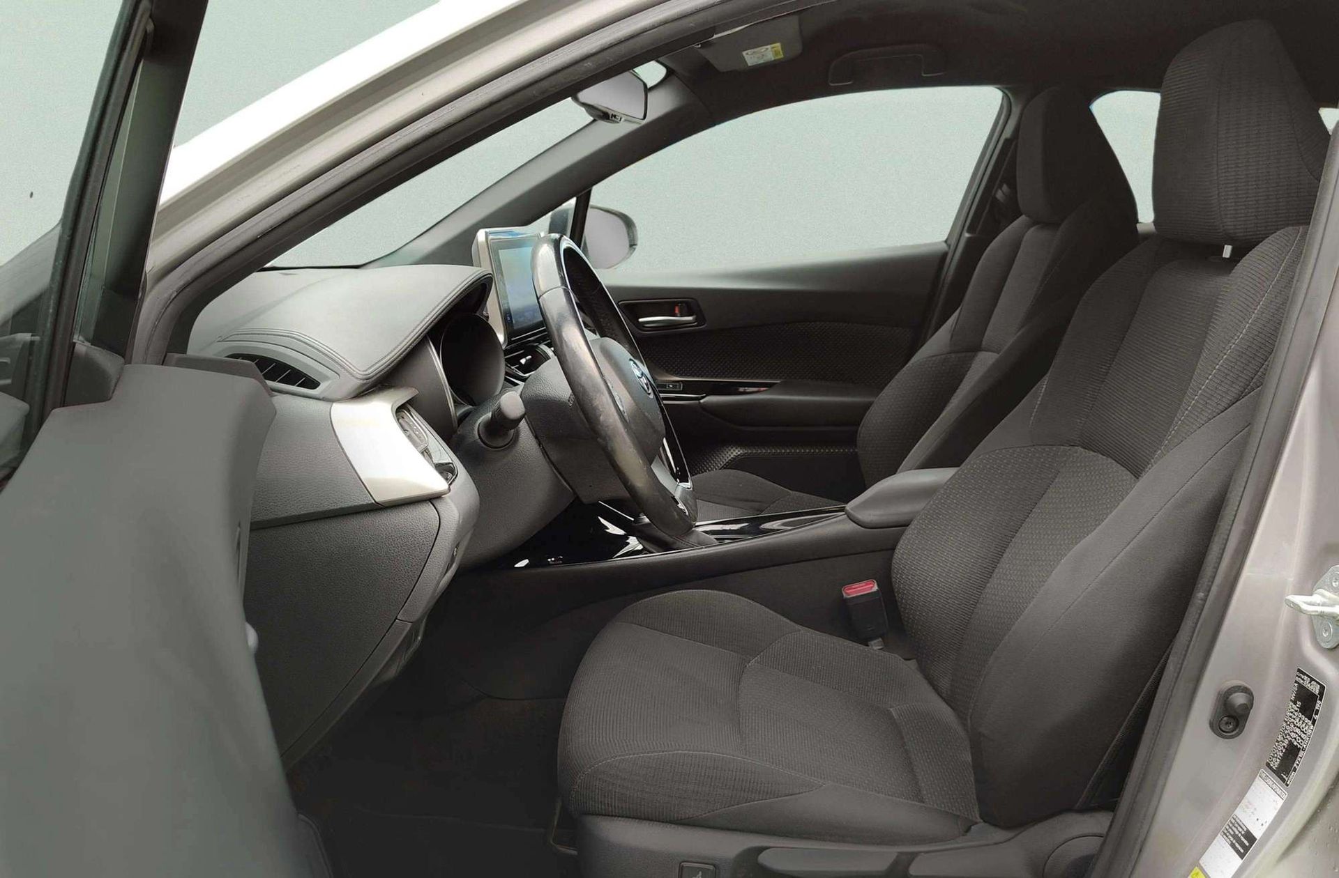 Toyota C-HR 1.8 125H Advance - foto 11