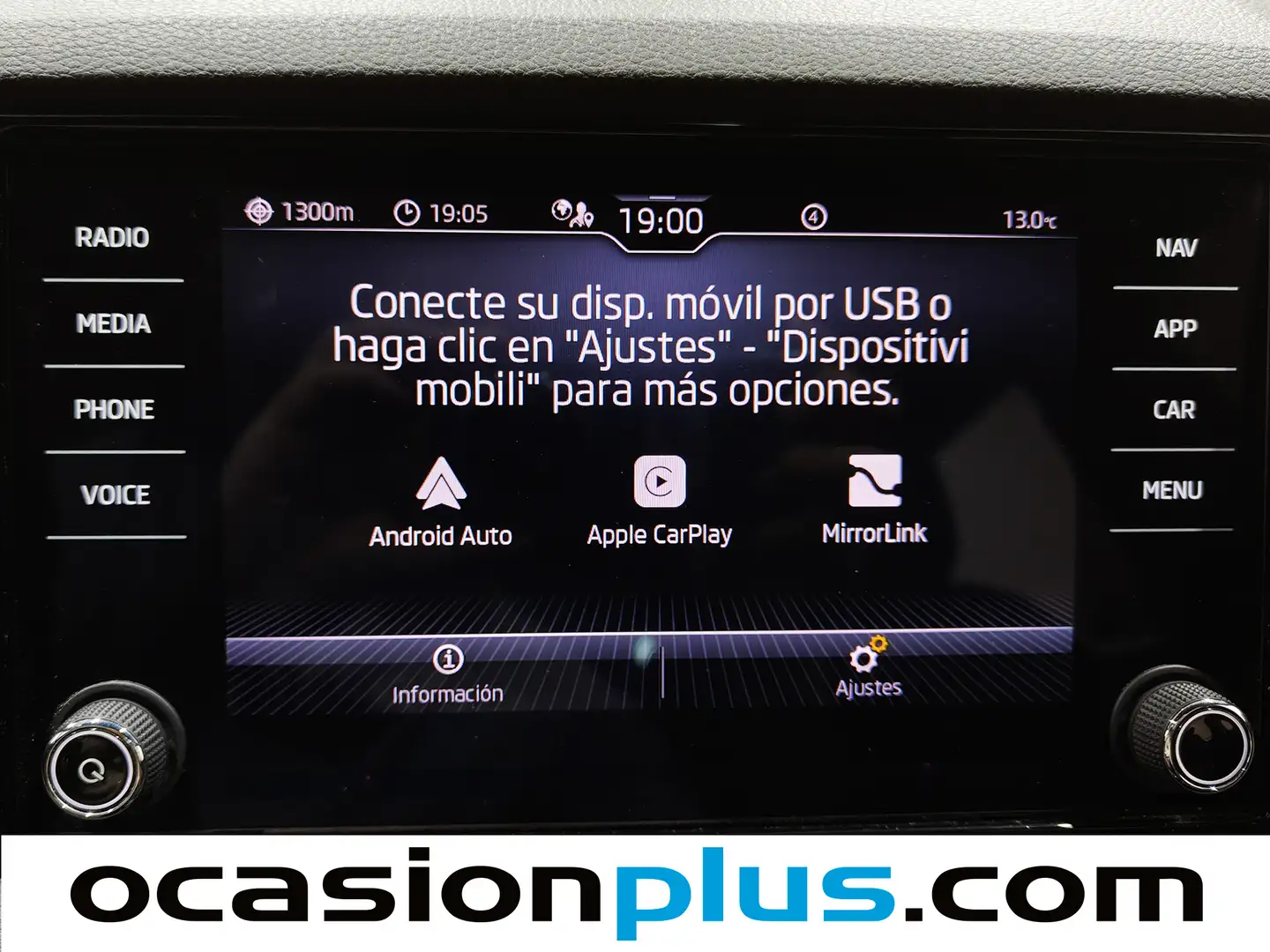 Foto Skoda Karoq Skoda Karoq 1.5 TSI ACT Sportline DSG (150 CV)