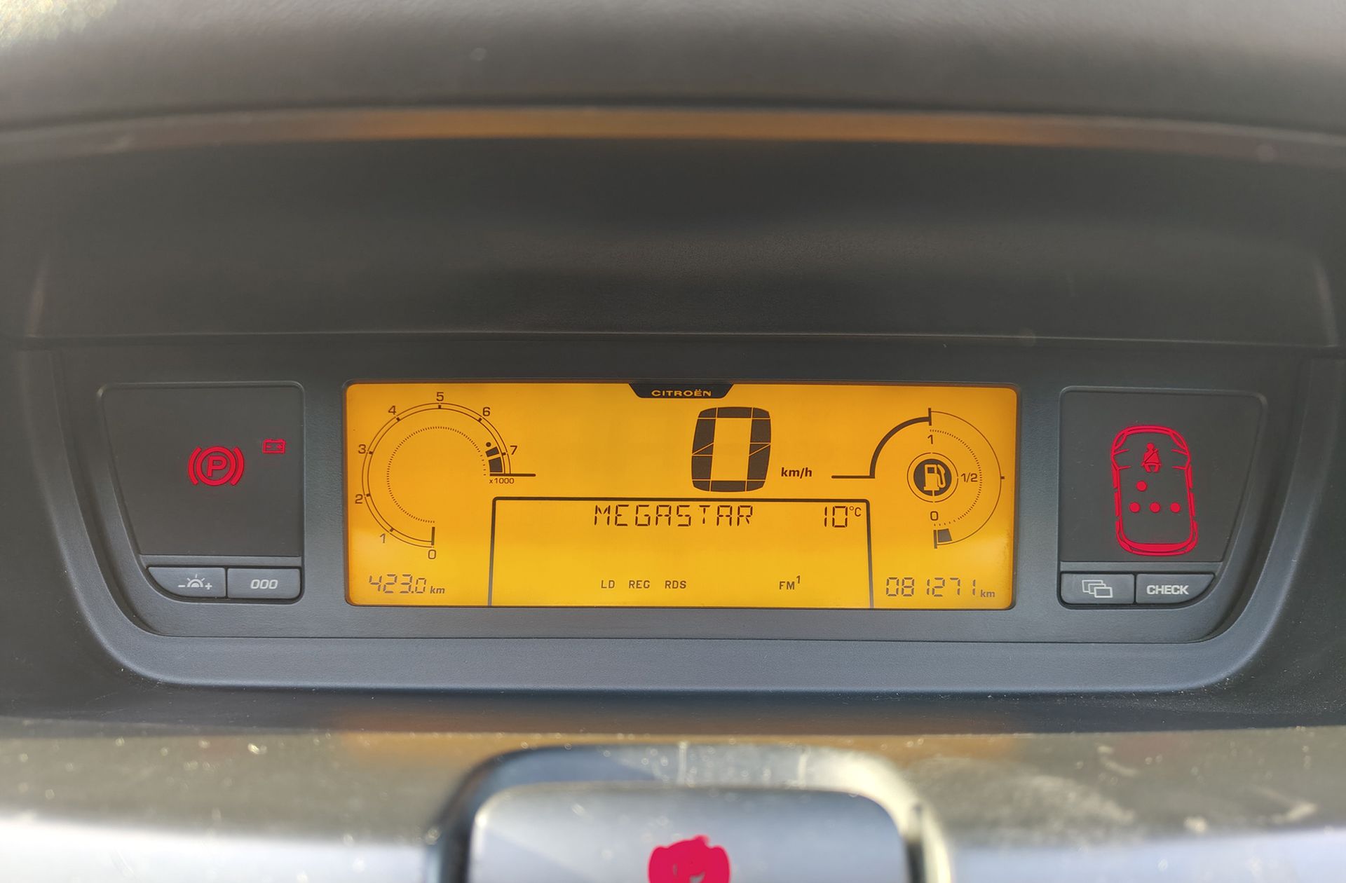 Citroën C4 Picasso 1.6 VTi SX - foto 18