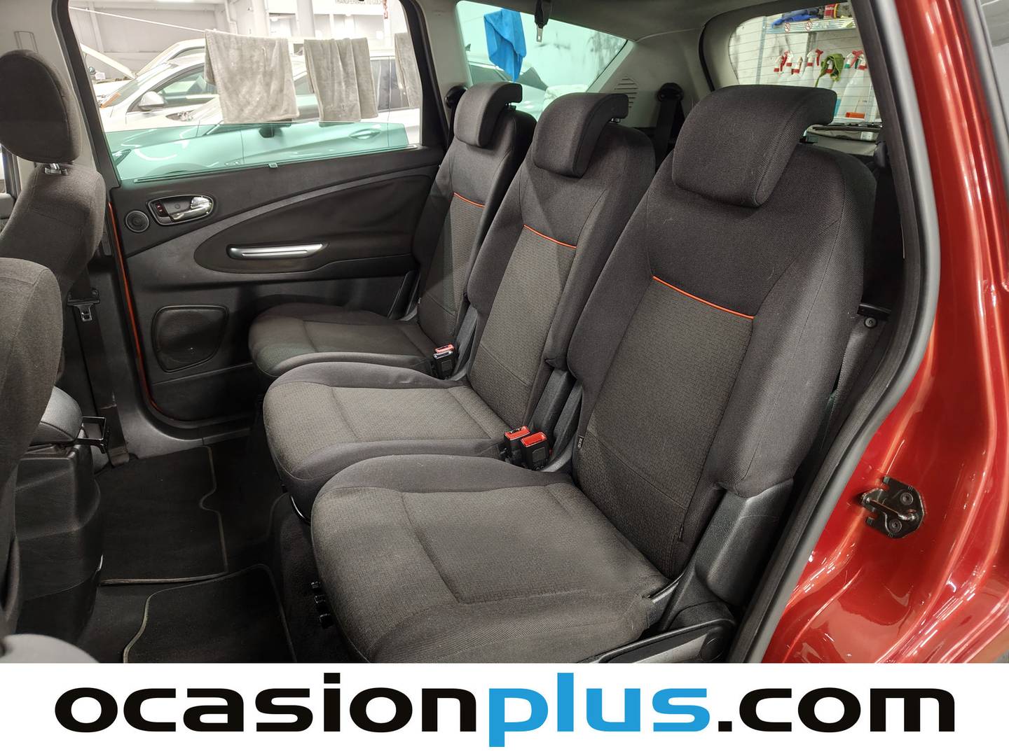 Foto asientos traseros Ford S-MAX Ford S-Max 2.0 TDCI Trend (140 CV) 7 Plazas