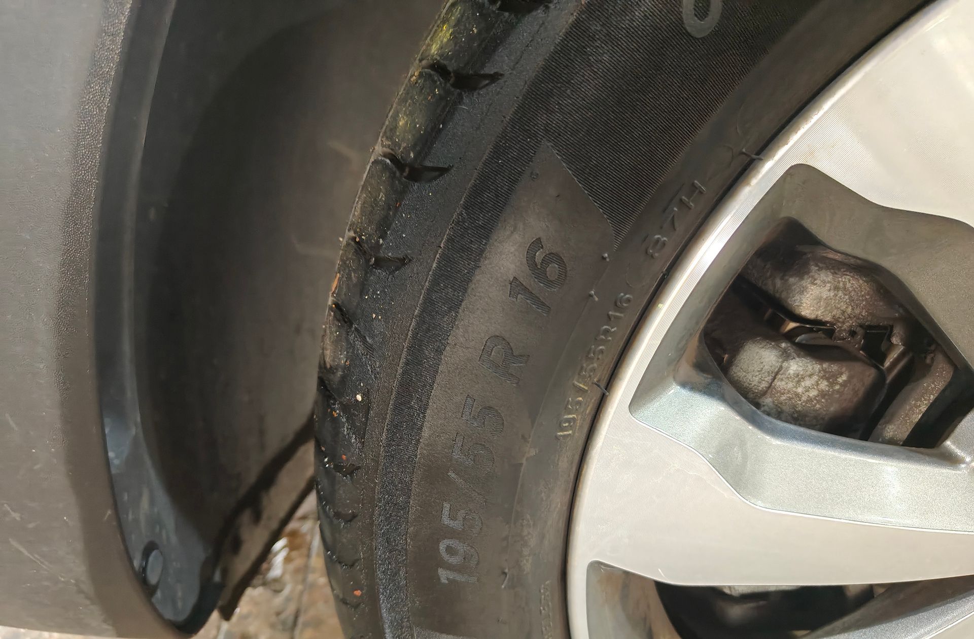 Kia Stonic 1.0 T-GDi Drive DCT - foto 34