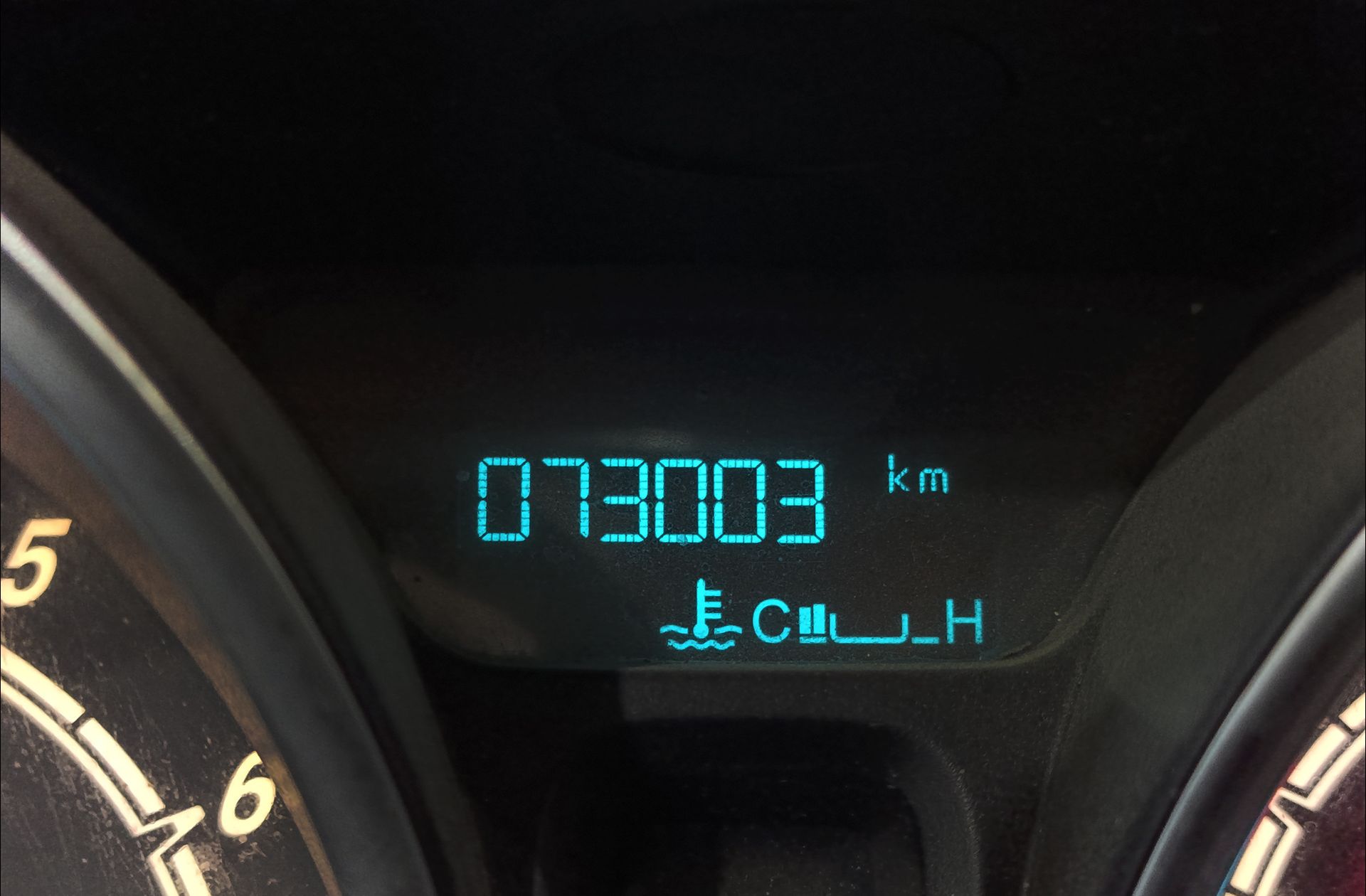 Ford Tourneo Courier 1.0 EcoBoost Titanium - foto 10