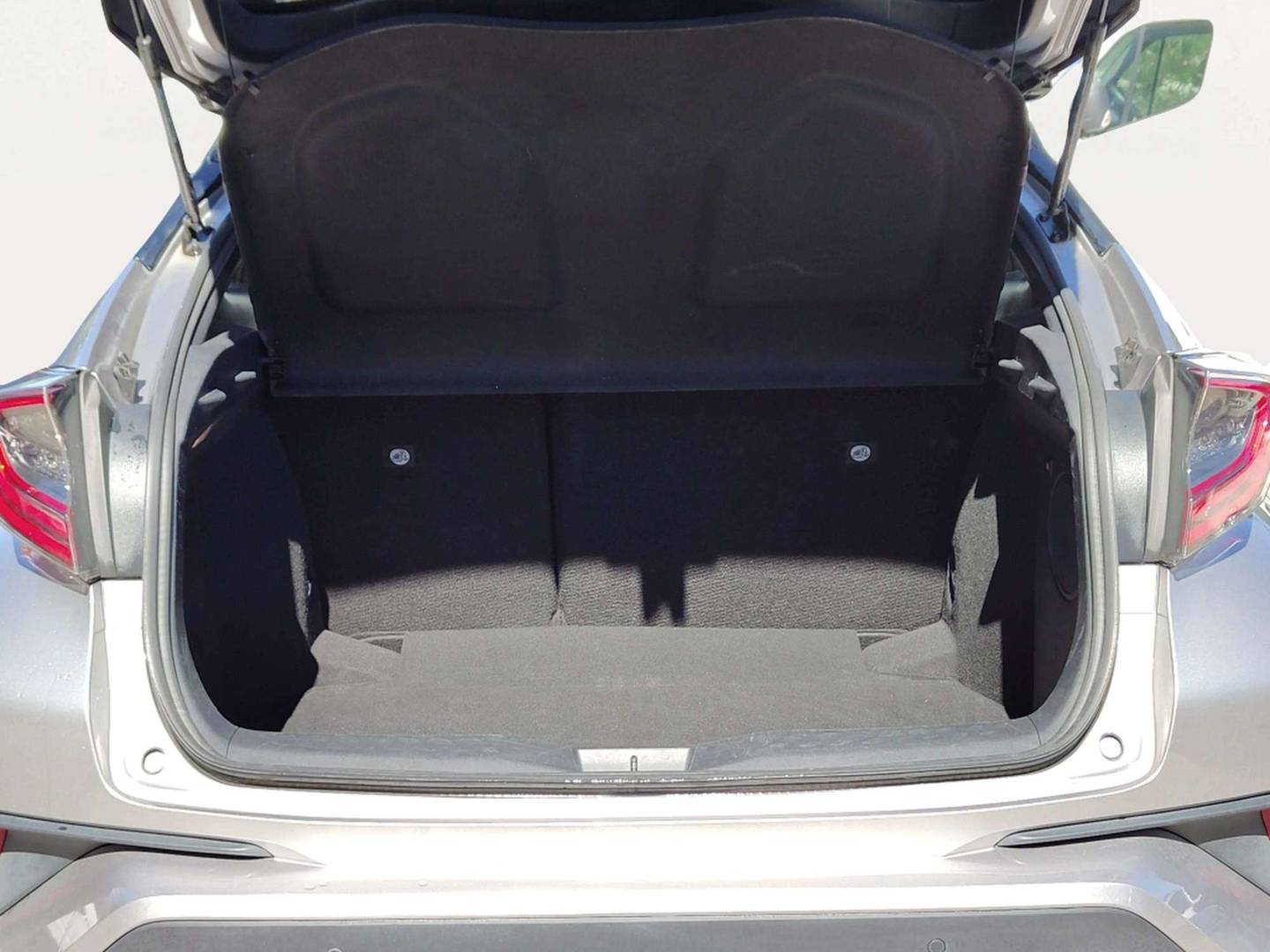 Fotos maletero Toyota C-HR Toyota C-HR 1.8 125H Launch Edition (122 CV)