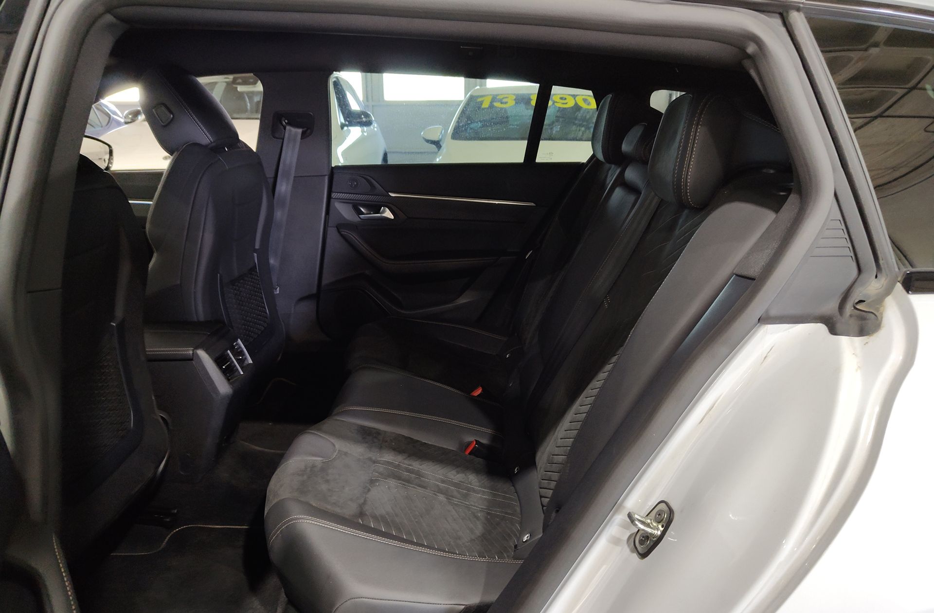 Peugeot 508 SW BlueHDi 130 GT EAT8 - foto 13