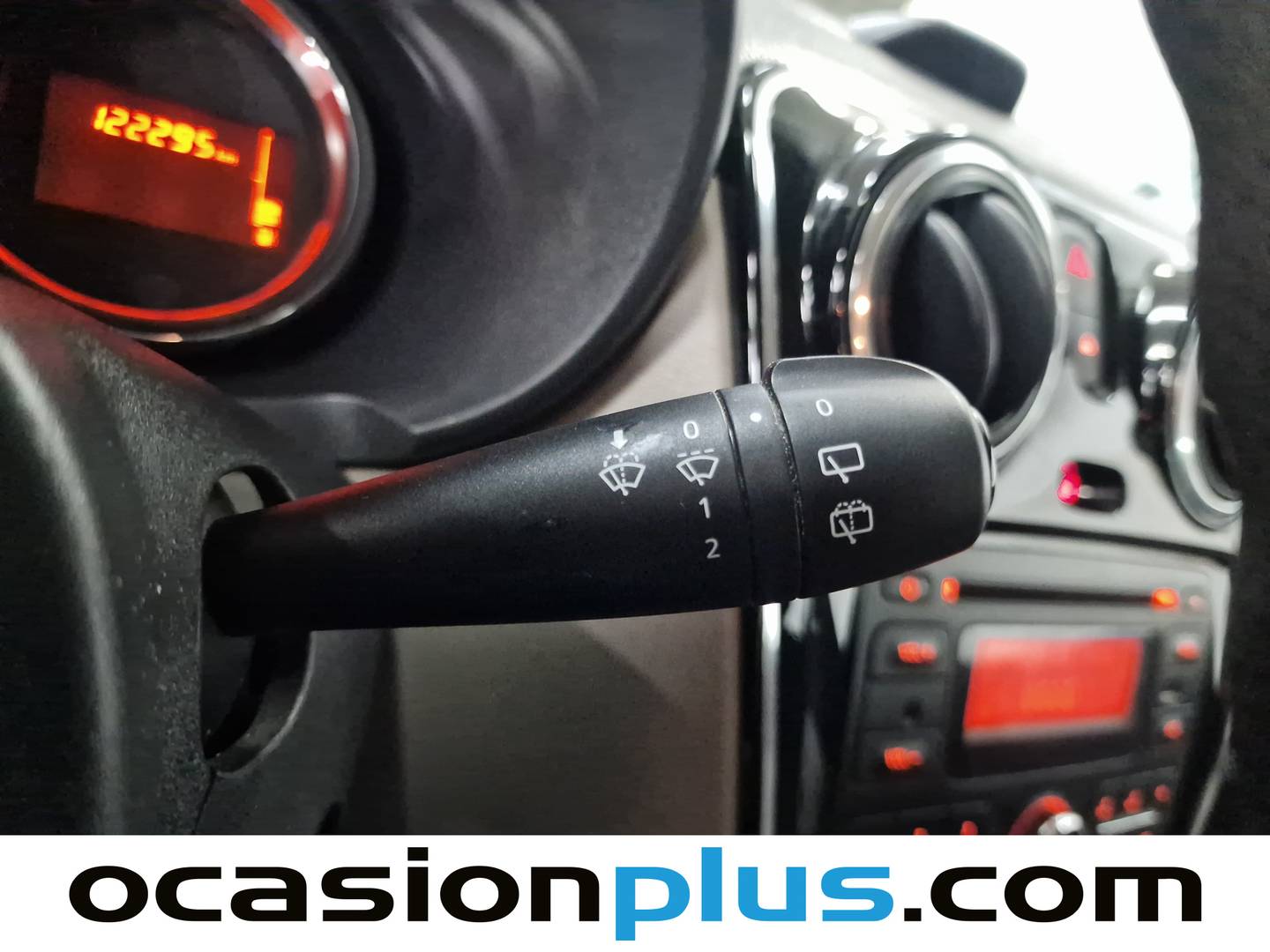 Equipamiento del Dacia Lodgy Dacia Lodgy Laureate dCi (90 CV) 7 Plazas