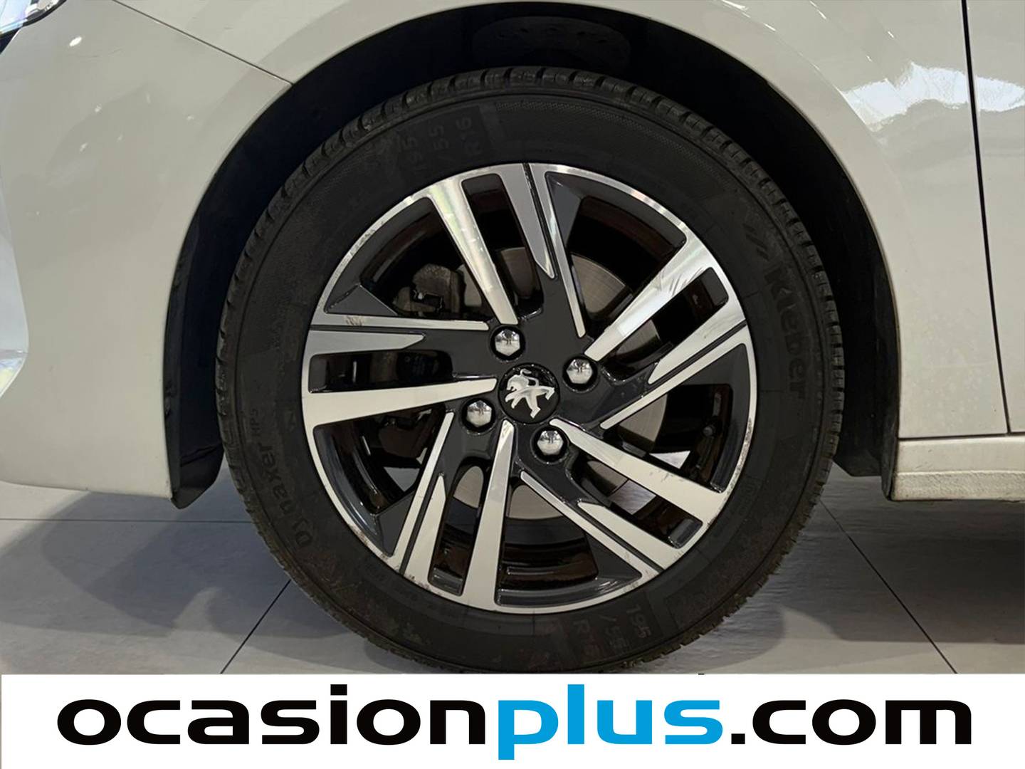 Paquetes del Peugeot 208 Peugeot 208 PureTech 100 Allure EAT8 (100 CV)