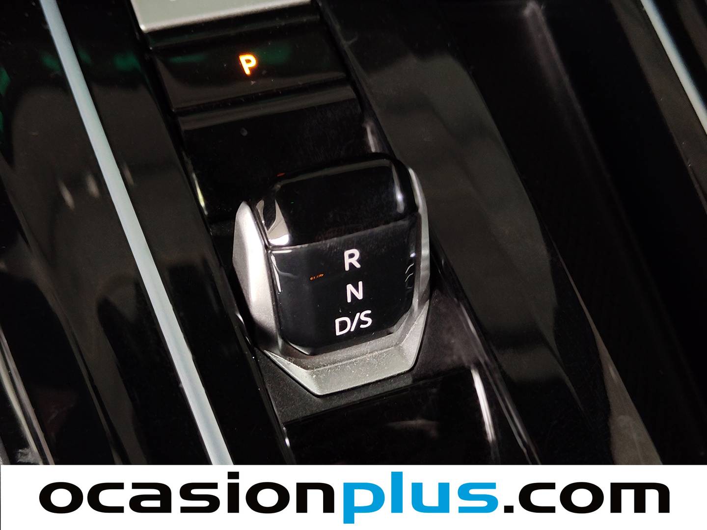 Volkswagen Golf Volkswagen Golf R-Line 1.5 eTSI (150 CV) DSG de segunda mano