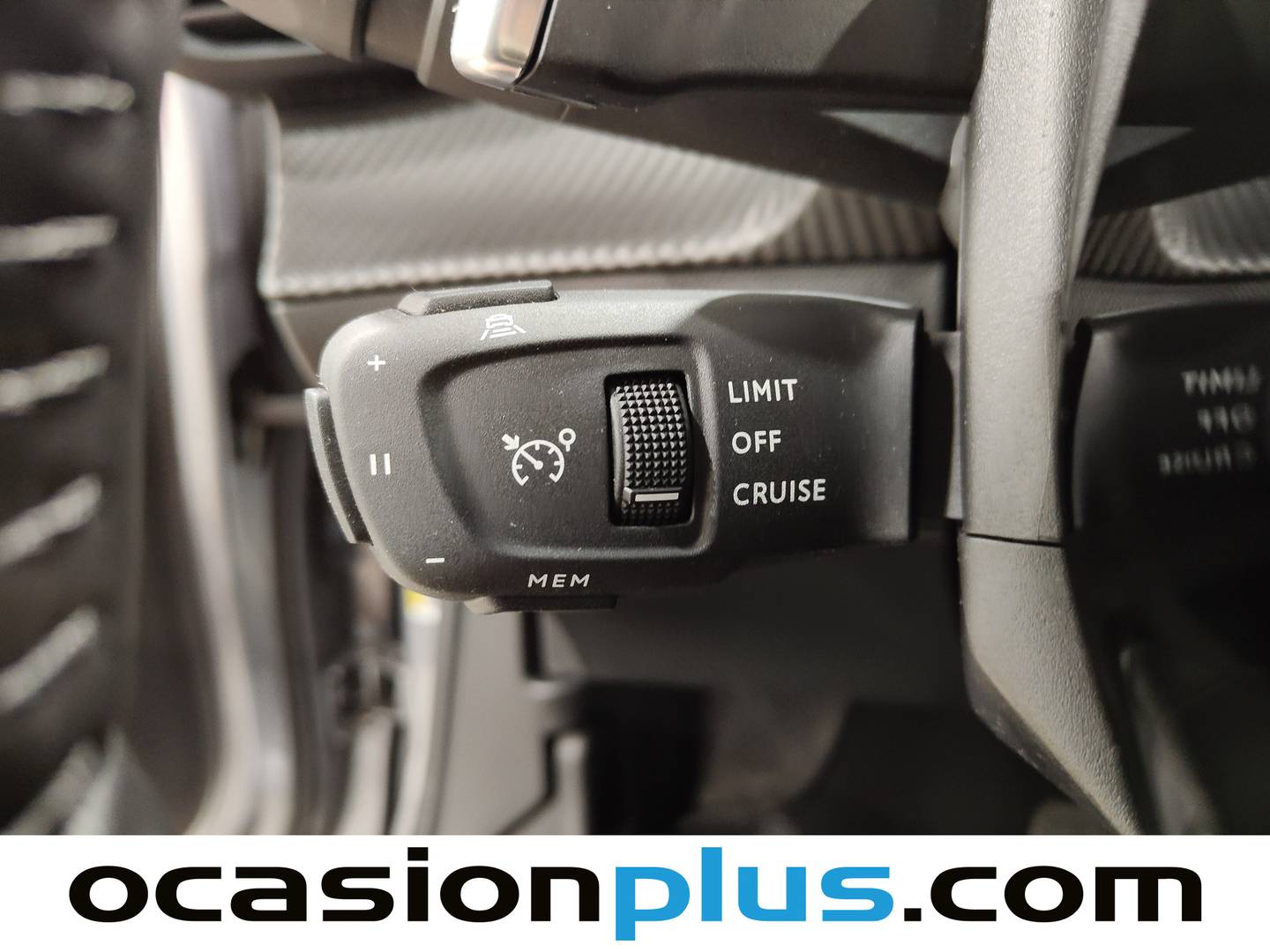 Accesorios del Peugeot 2008 Peugeot 2008 Allure Hybrid eDCS6 (145 CV)