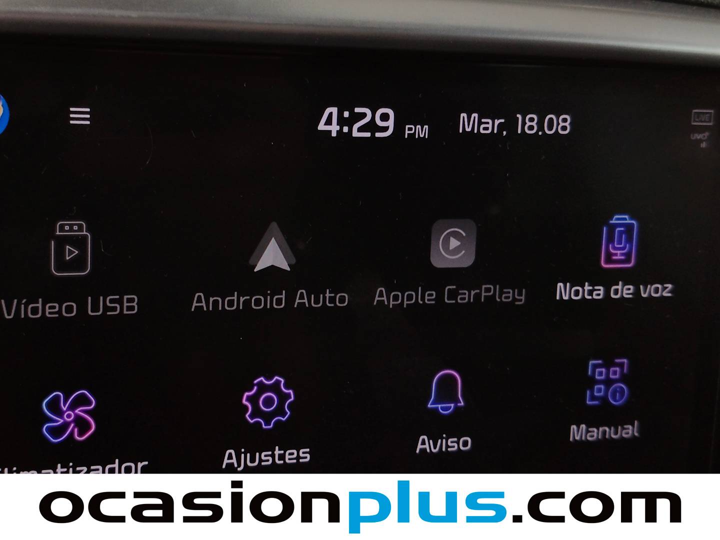 Equipamiento del KIA Sportage KIA Sportage 1.6 CRDi MHEV Drive Plus 4x2 (136 CV)
