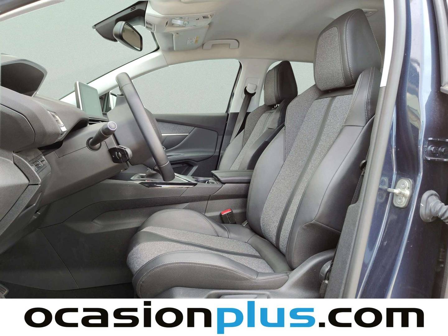 Foto asientos delanteros Peugeot 5008 Peugeot 5008 PureTech 130 S&S Allure (130 CV) 7 Plazas