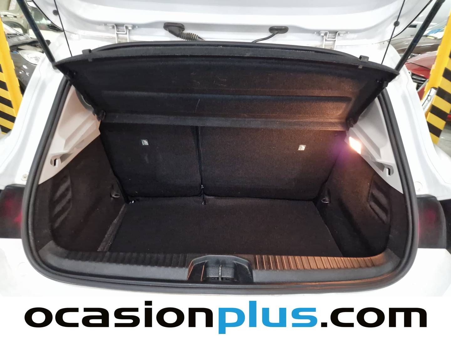 Fotos maletero Renault Clio Renault Clio Life SCe (72 CV)