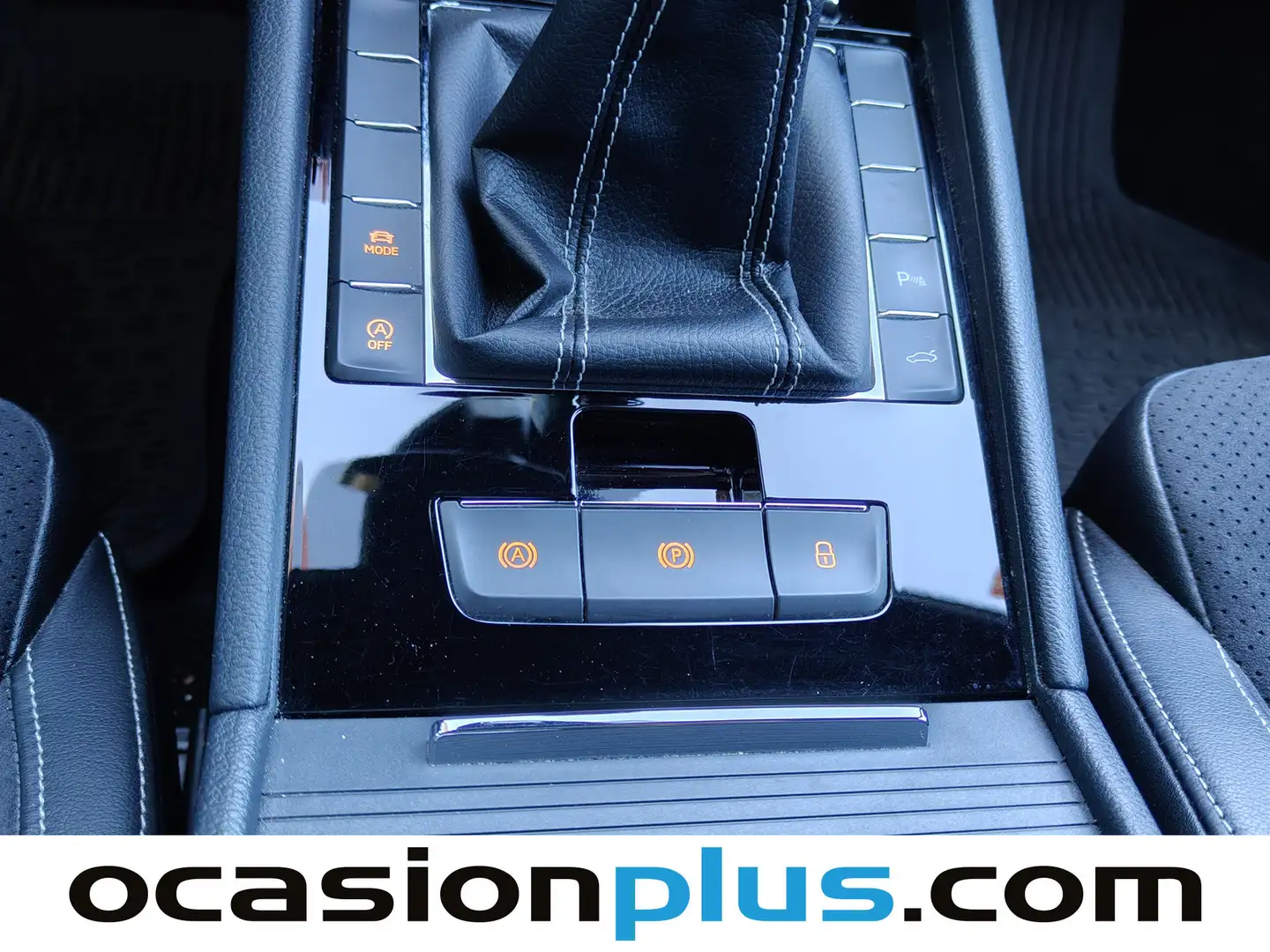 Foto Skoda Superb Skoda Superb 1.8 TSI Sport Line (180 CV)