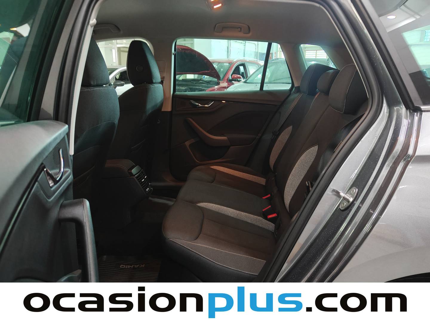 Foto asientos traseros Skoda Kamiq Skoda Kamiq 1.0 TSI Selection DSG (115 CV)