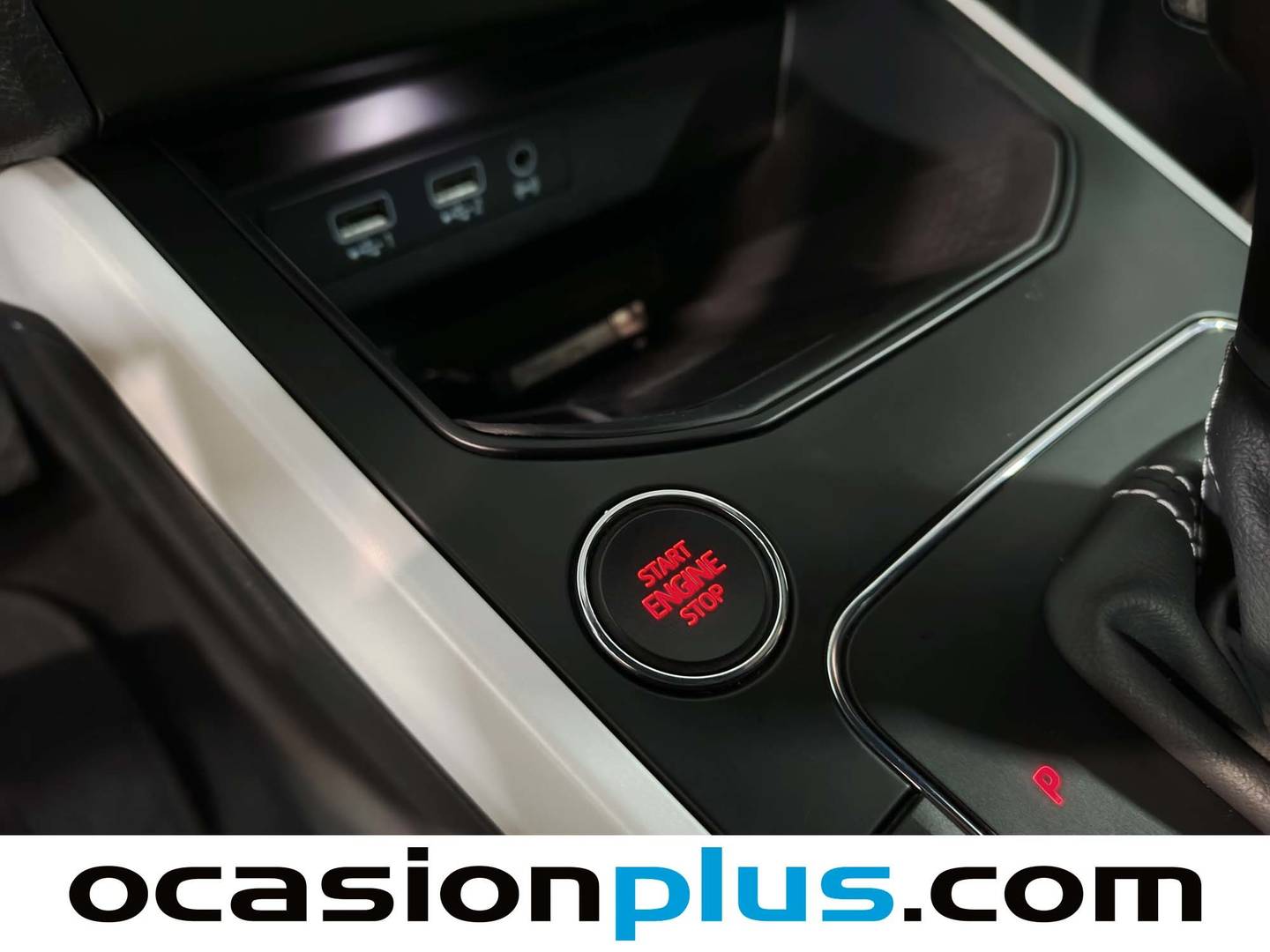 Foto Seat Arona SEAT Arona 1.0 TSI Ecomotive S&S Xcellence DSG (115 CV)