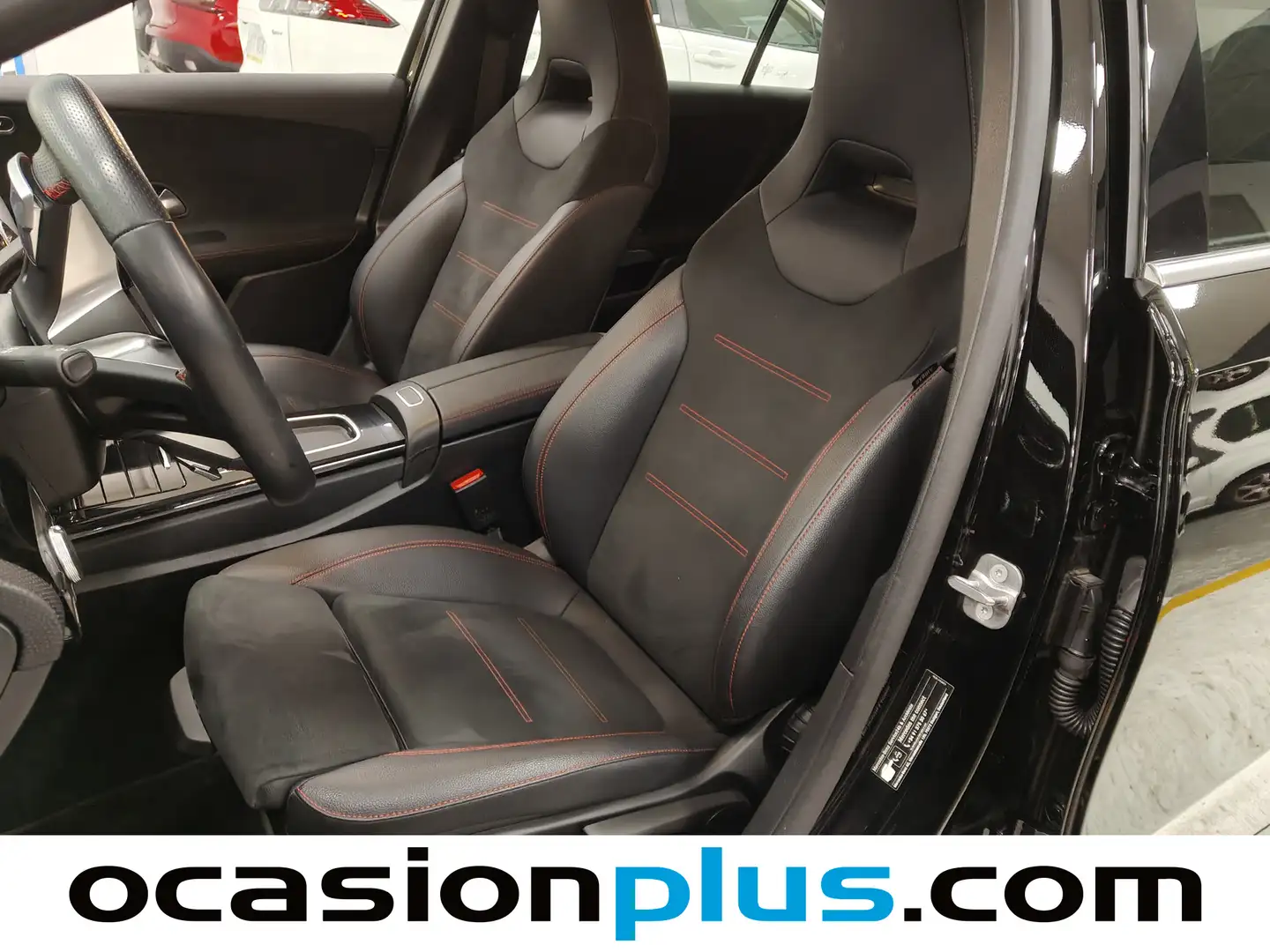 Foto Mercedes Clase A Mercedes-Benz Clase A 180 Pack AMG (136 CV)