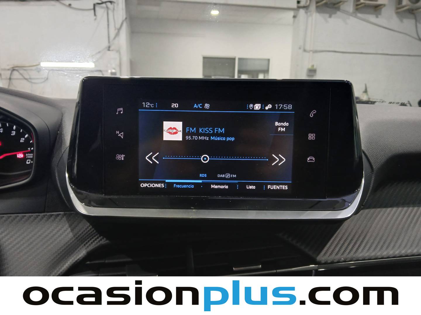 Foto Peugeot 208 Peugeot 208 PureTech 100 Allure (100 CV)