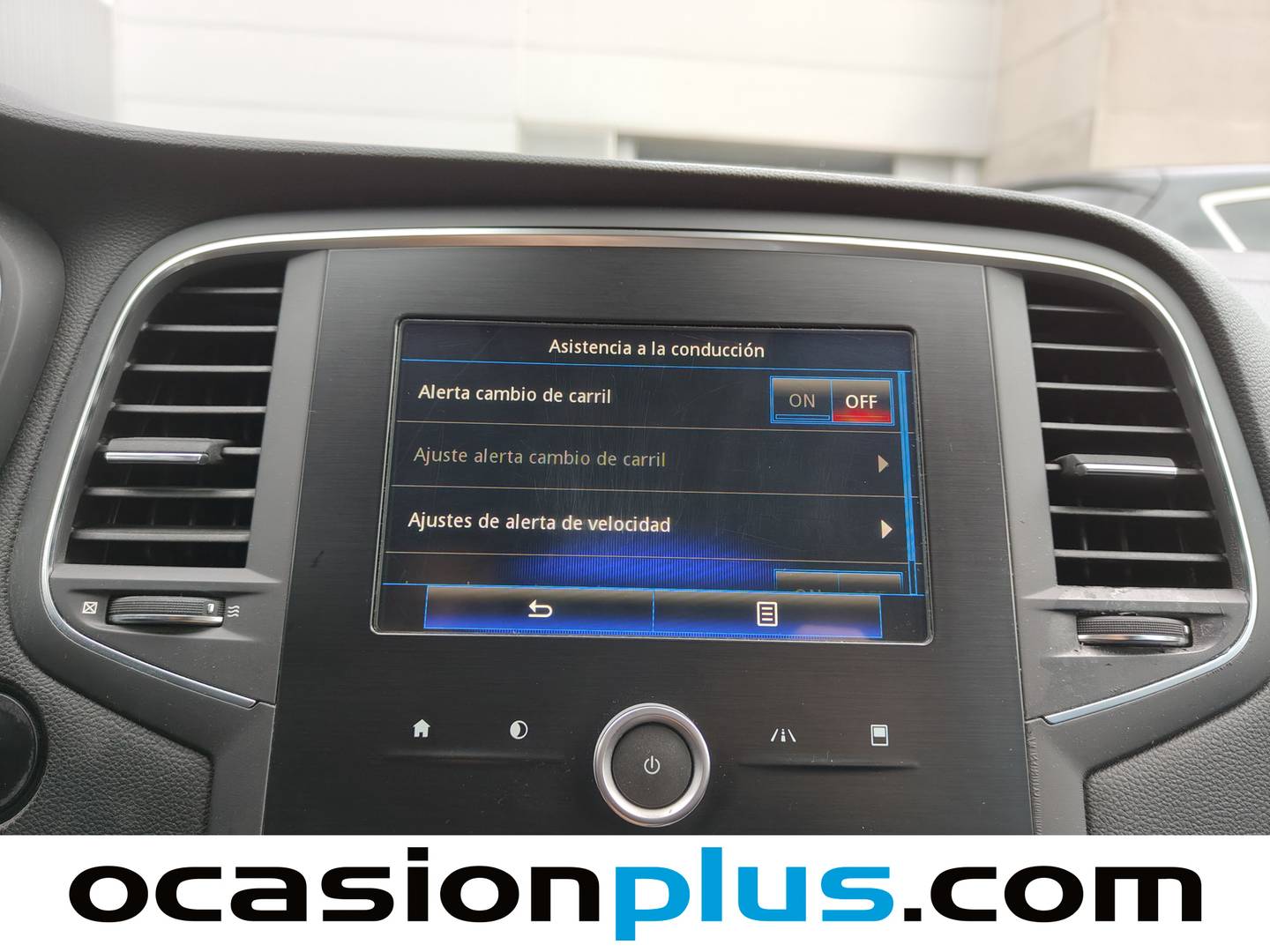 Foto Renault Mégane Renault Megane Zen Energy TCe (130 CV)