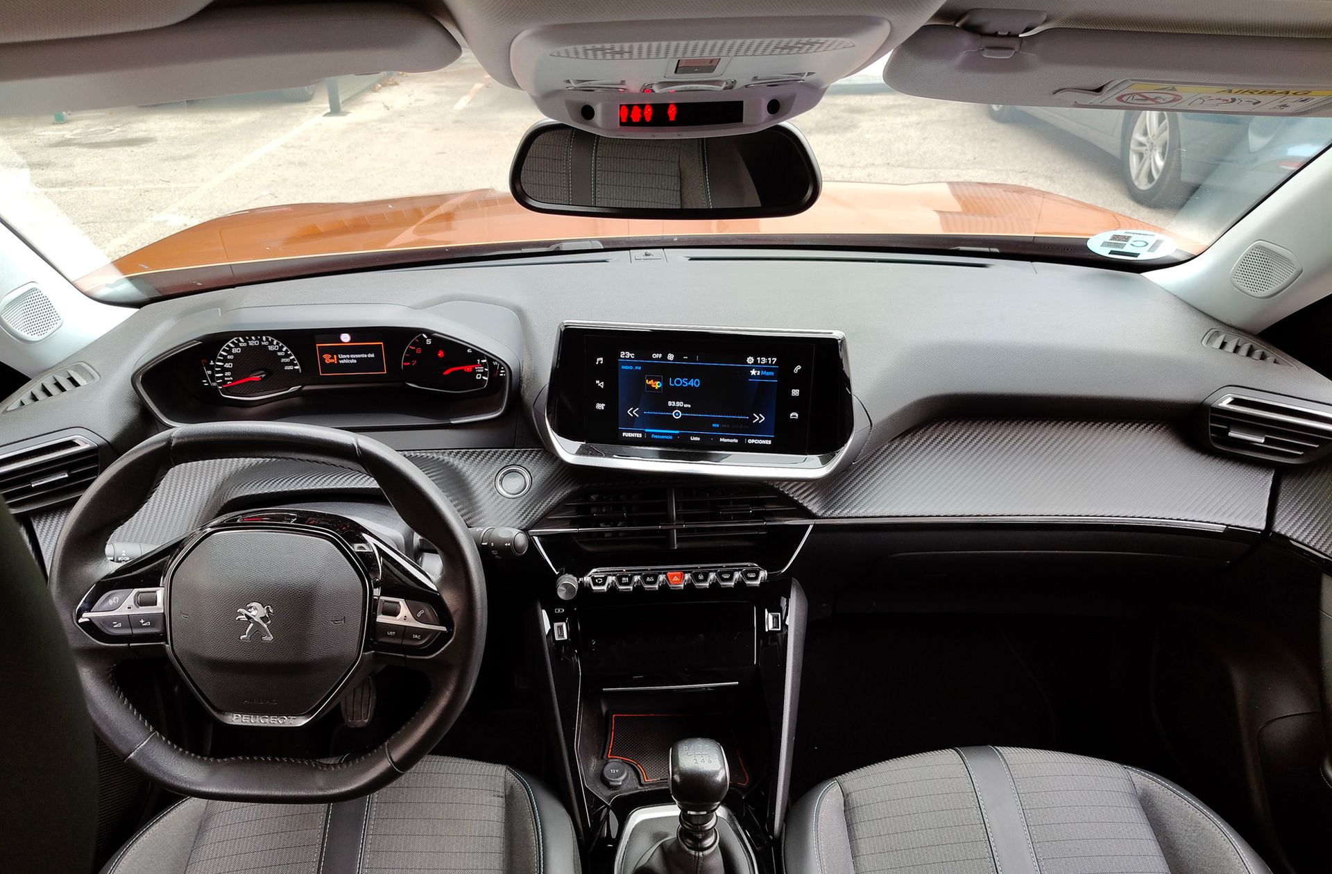 Peugeot 2008 BlueHDi 110 Allure Pack - foto 6