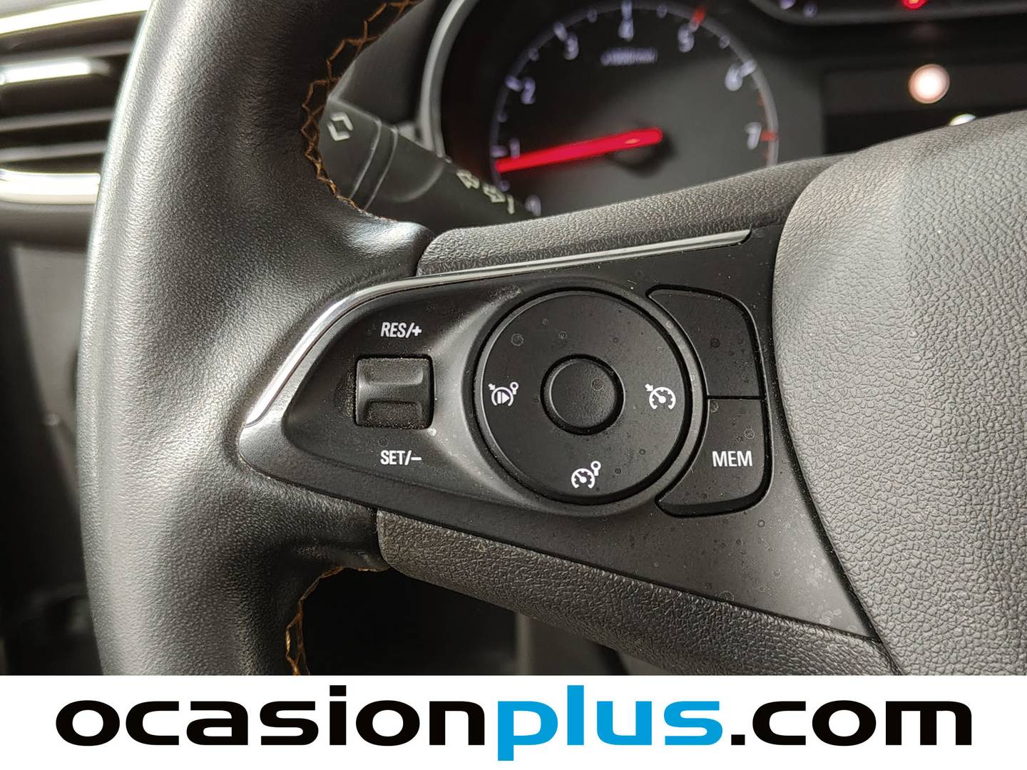 Foto Opel Crossland X Opel Crossland X 1.2 Innovation (130 CV)