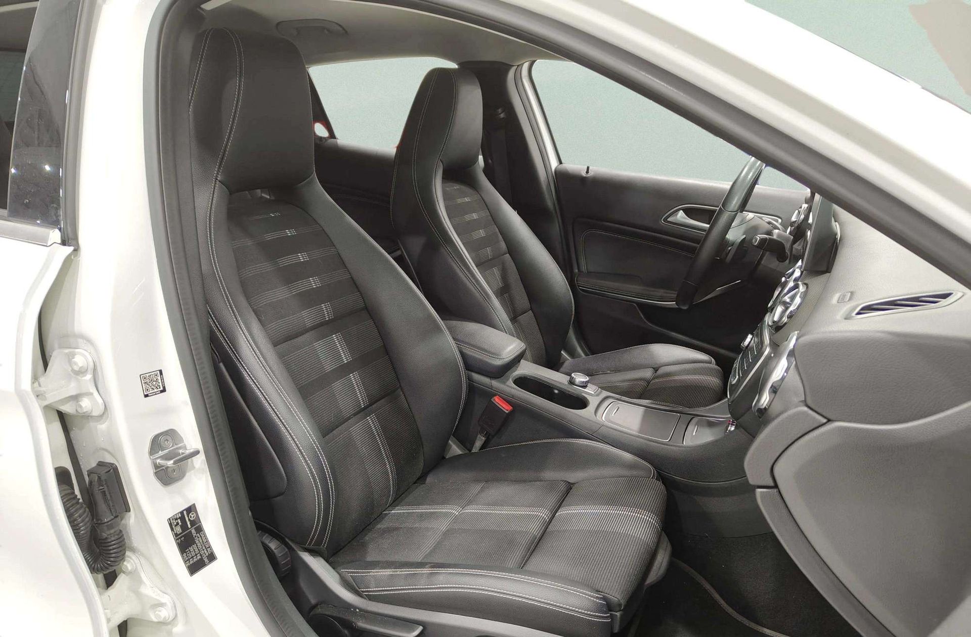 Mercedes-Benz GLA 220d 4Matic - foto 18