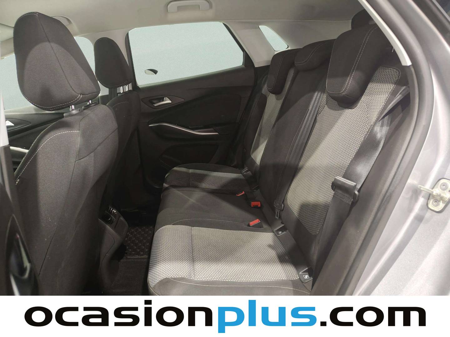 Foto asientos traseros Opel Grandland X Opel Grandland X 1.5 CDTi Selective (130 CV)