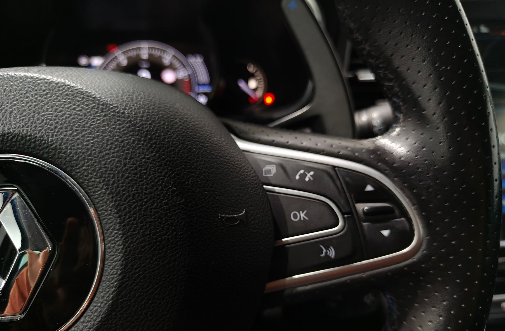 Renault Mégane GT Energy TCe EDC - foto 34