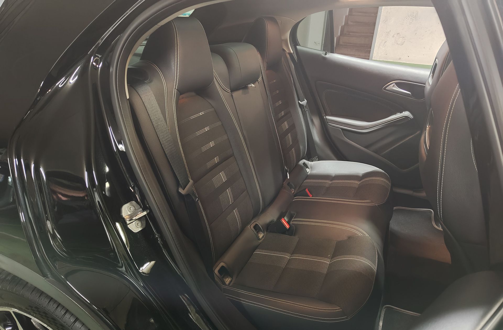 Mercedes-Benz GLA 220 d - foto 17