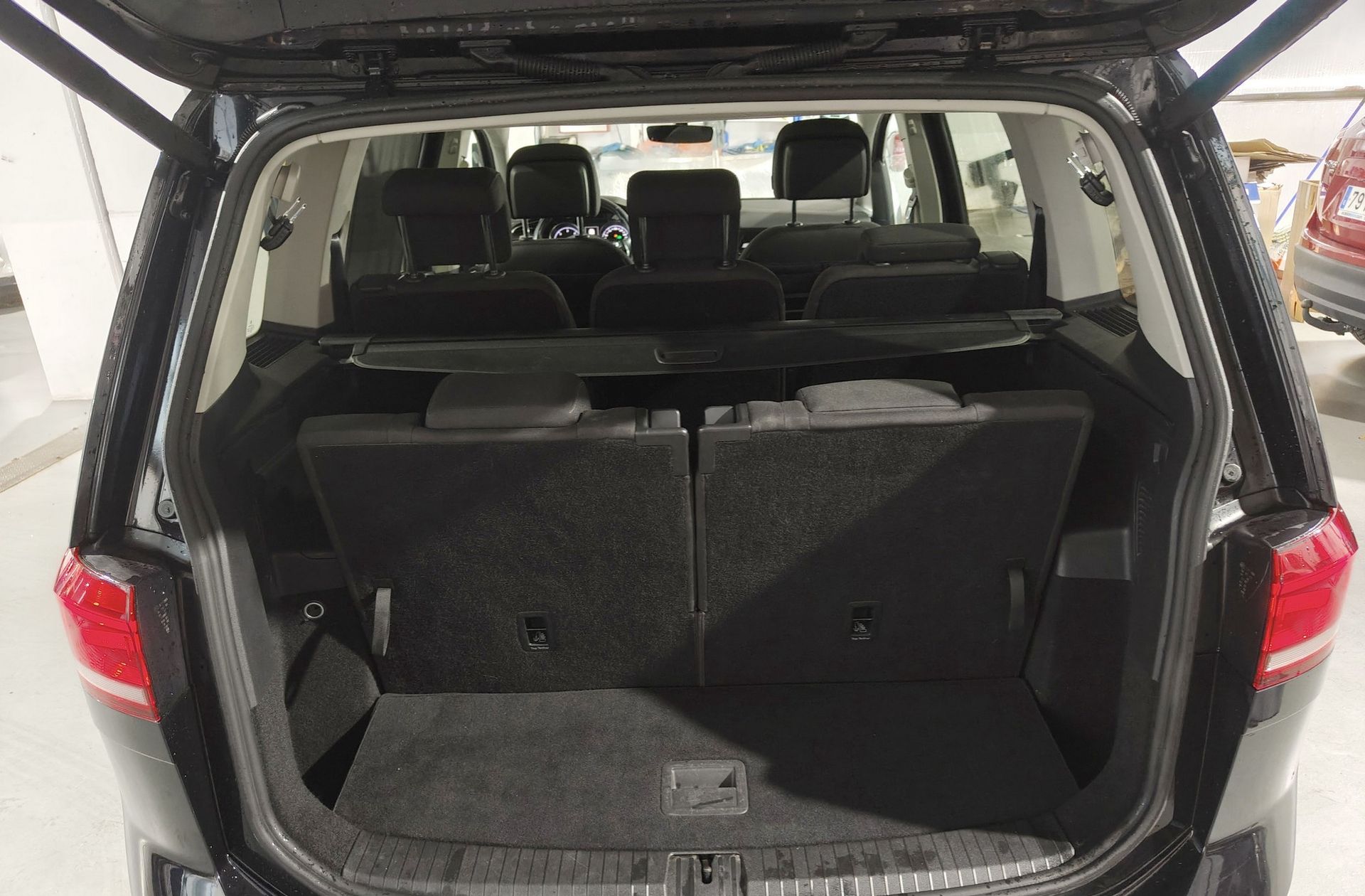 Volkswagen Touran Sport 2.0 TDI BMT DSG - foto 23
