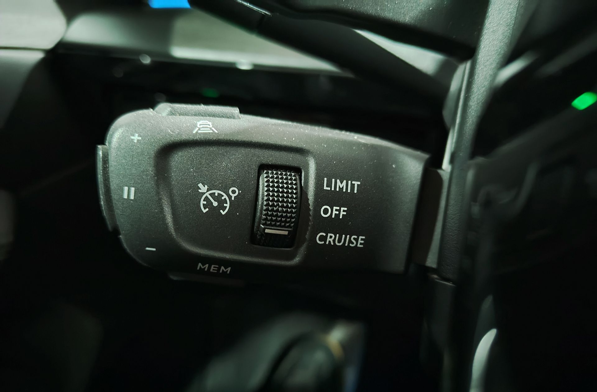 Peugeot 508 BlueHDi 180 First Edition EAT8 - foto 30