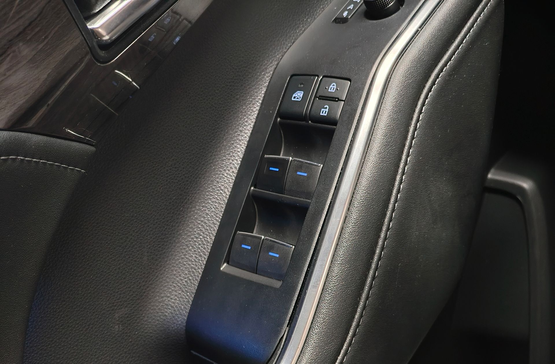 Toyota Highlander 2.5 Advance 7 plazas - foto 37