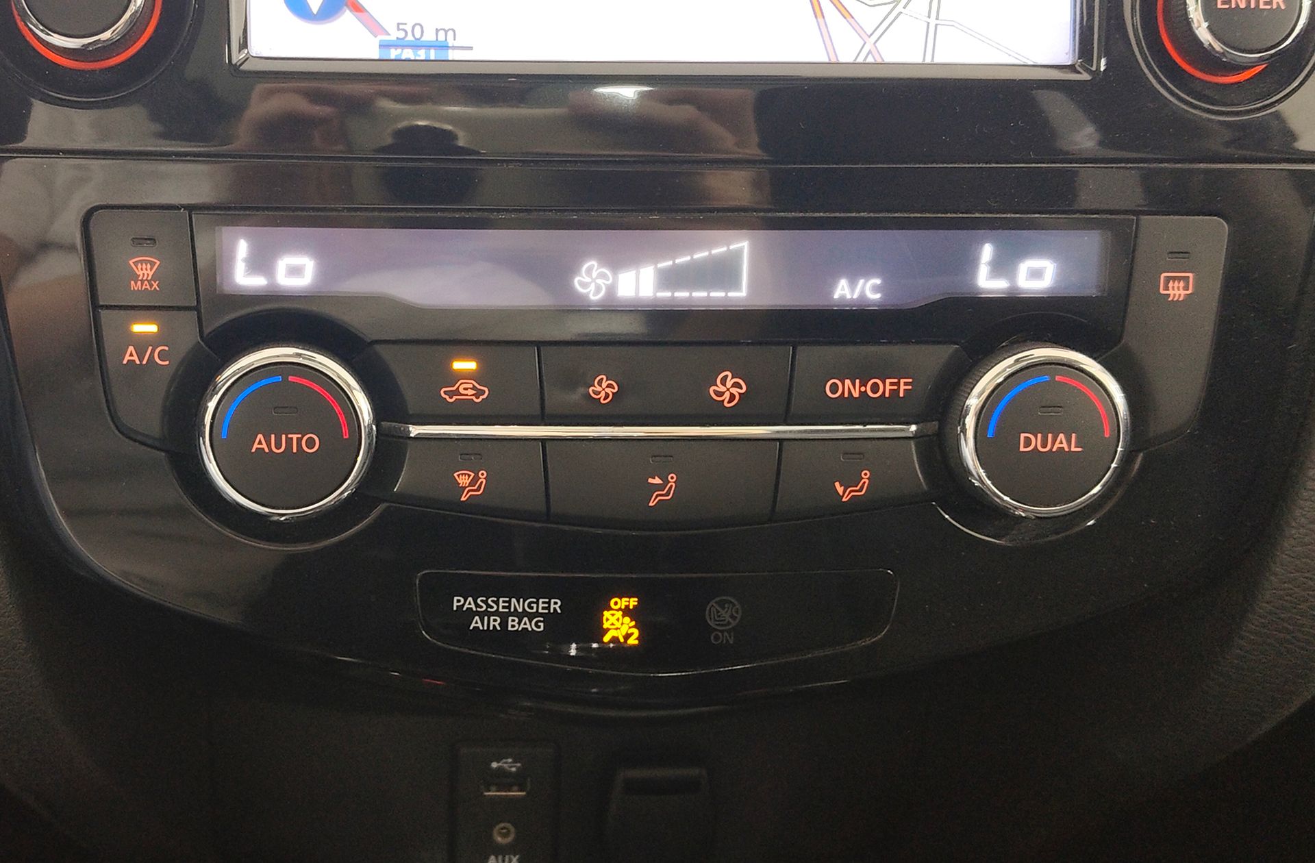 Nissan X-Trail dCi 130 N-Connecta - foto 33